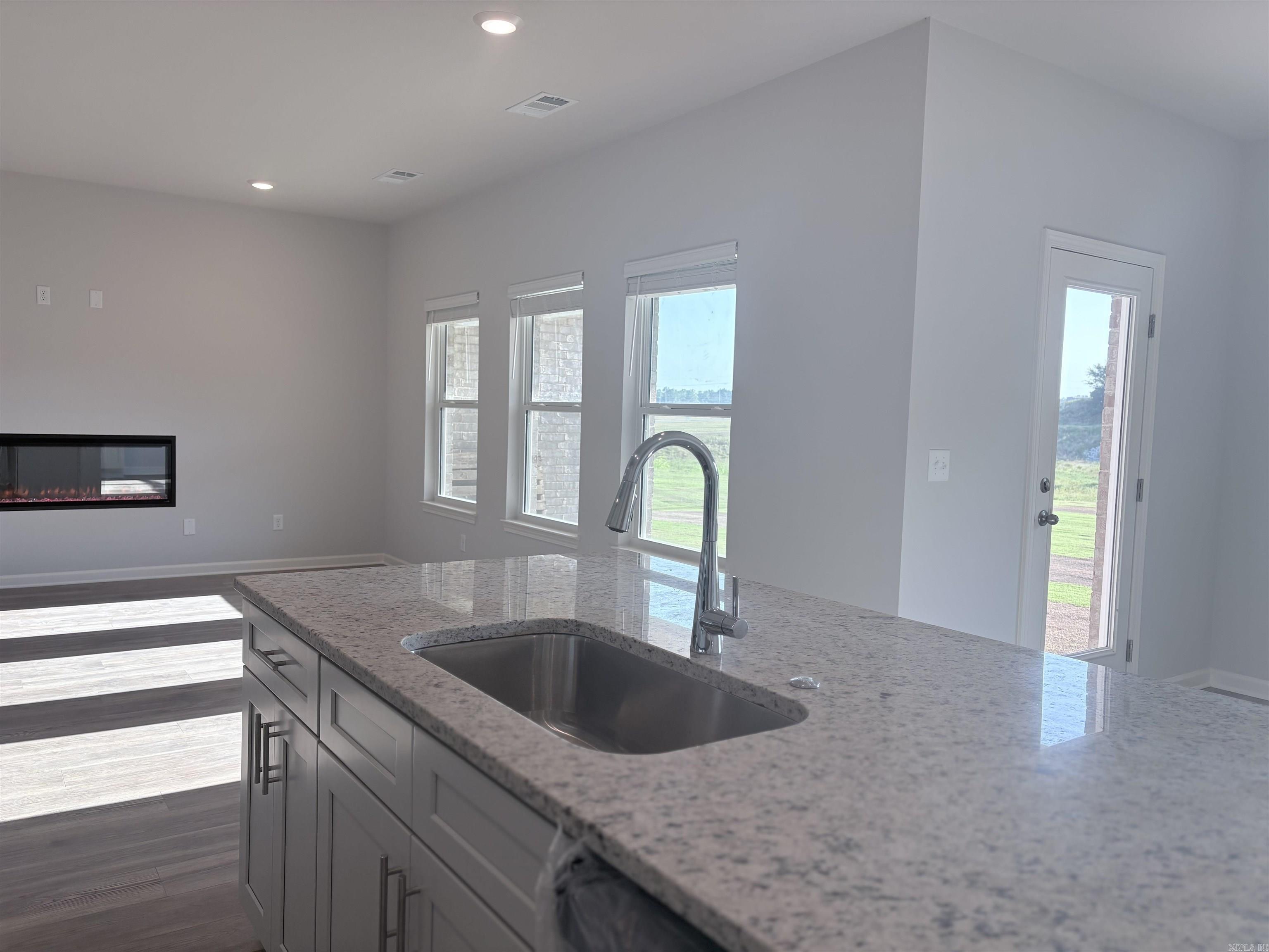 3313 Carroll Drive Property Photo 6