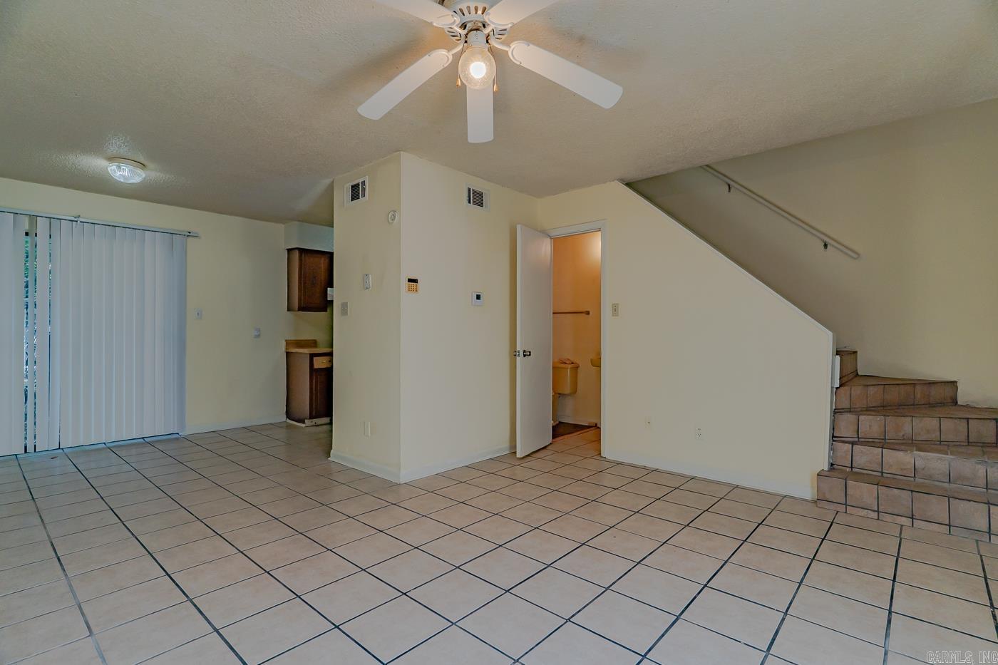 1900 Cedar Heights Dr. Property Photo 4