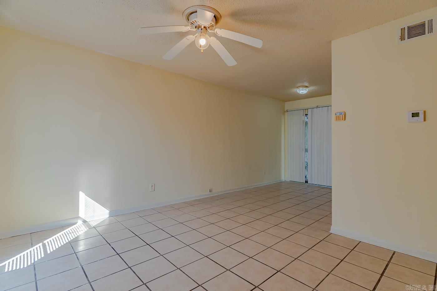 1900 Cedar Heights Dr. Property Photo 6