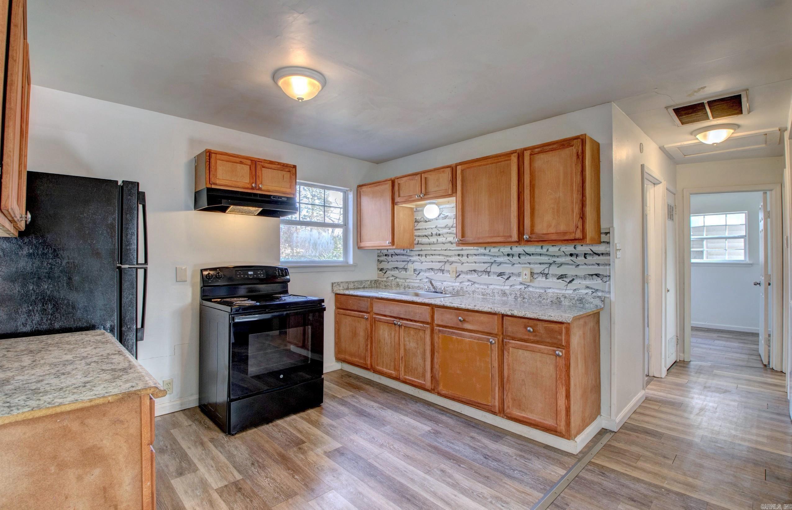 7100 Redwood Property Photo 12