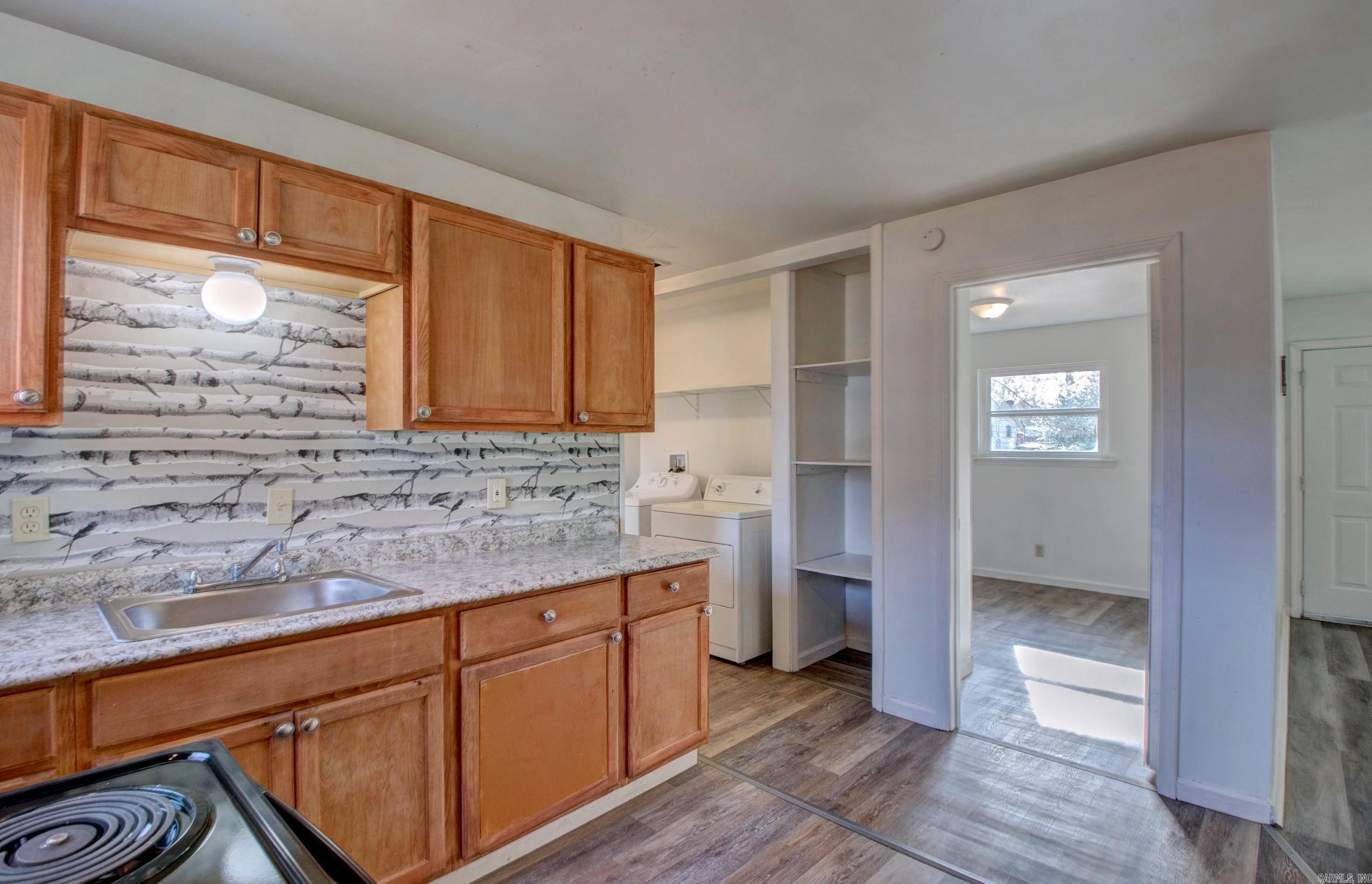 7100 Redwood Property Photo 14