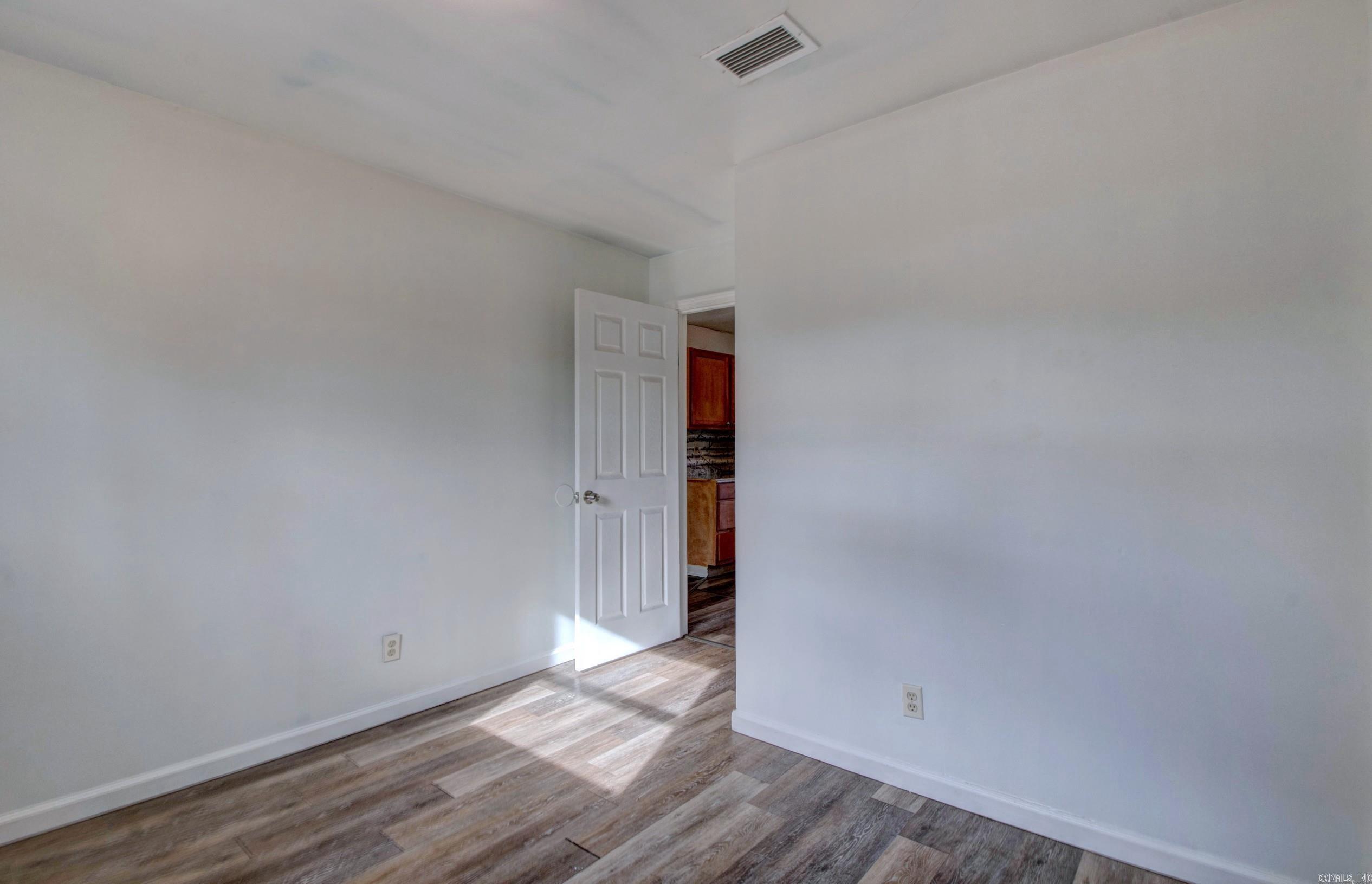 7100 Redwood Property Photo 20