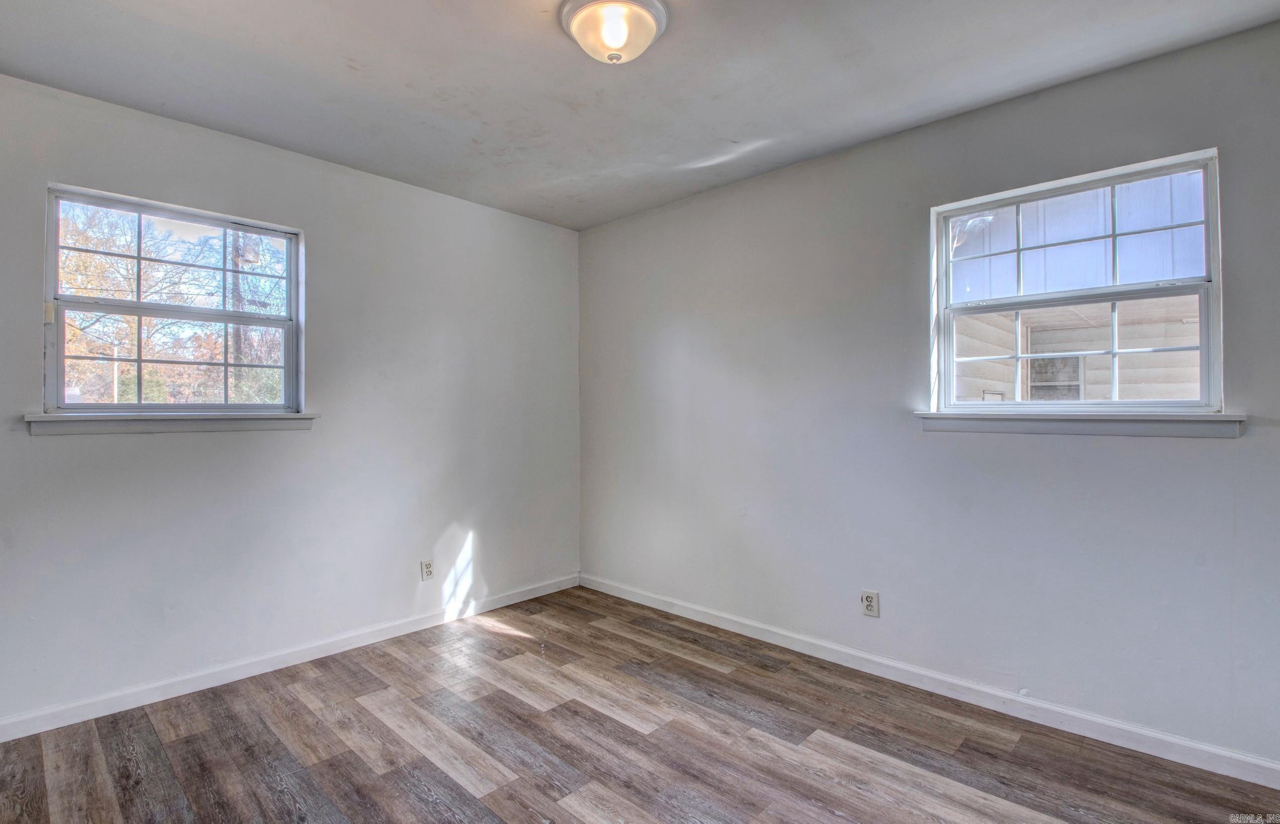 7100 Redwood Property Photo 28