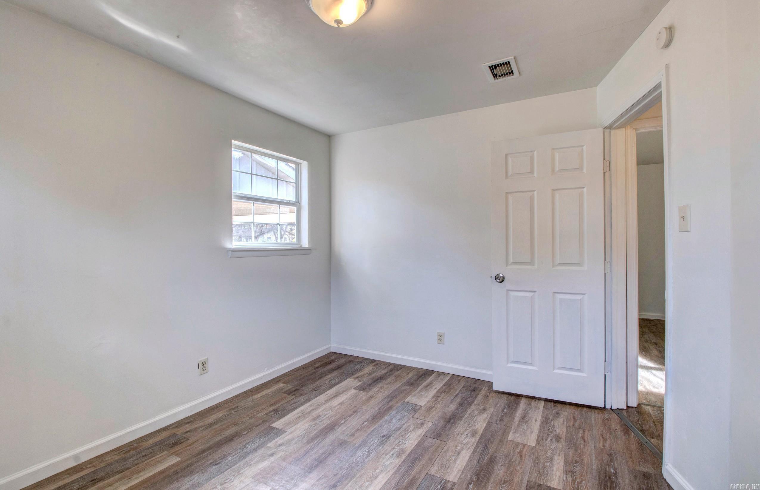7100 Redwood Property Photo 31