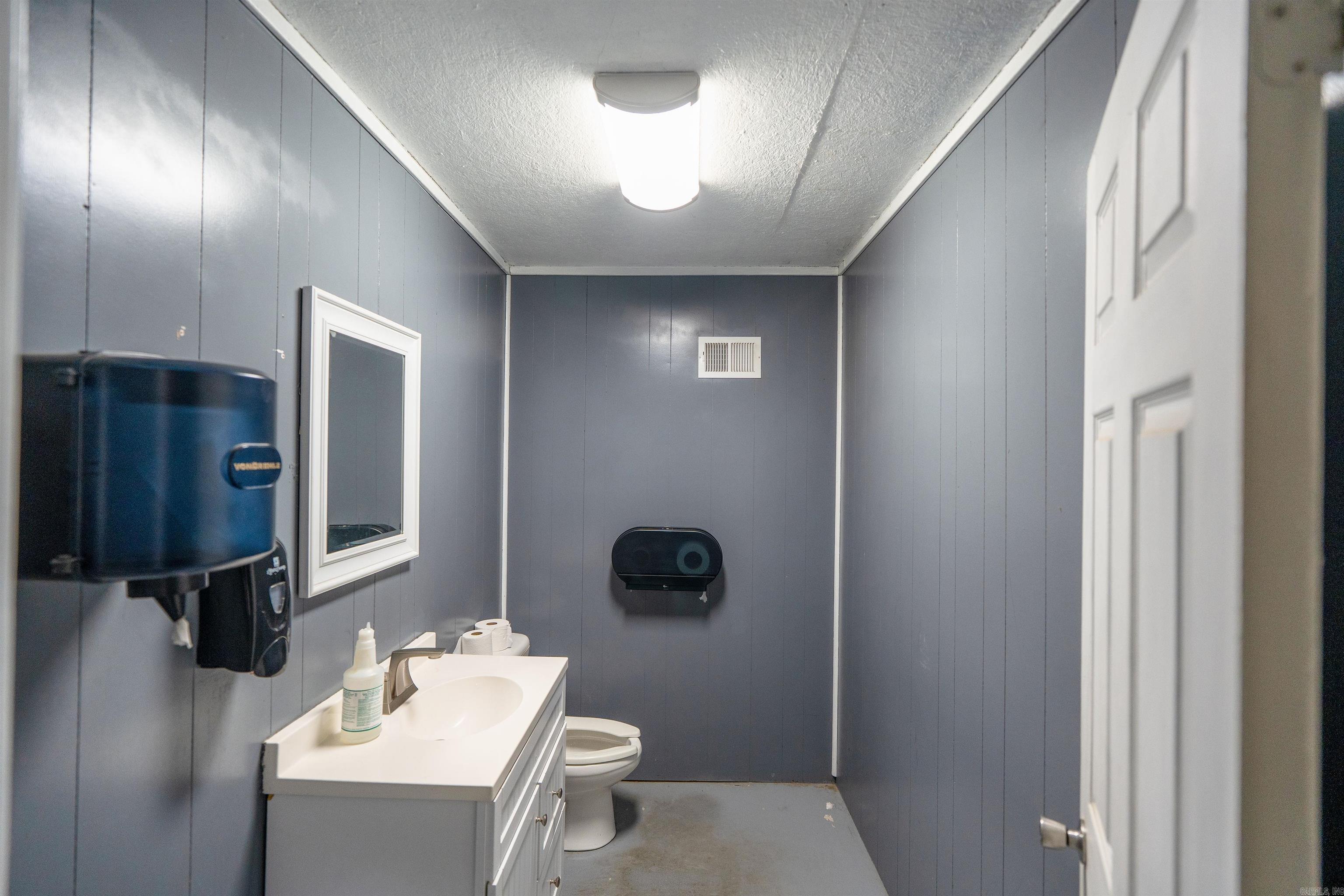 119 Ge-mar Property Photo 32