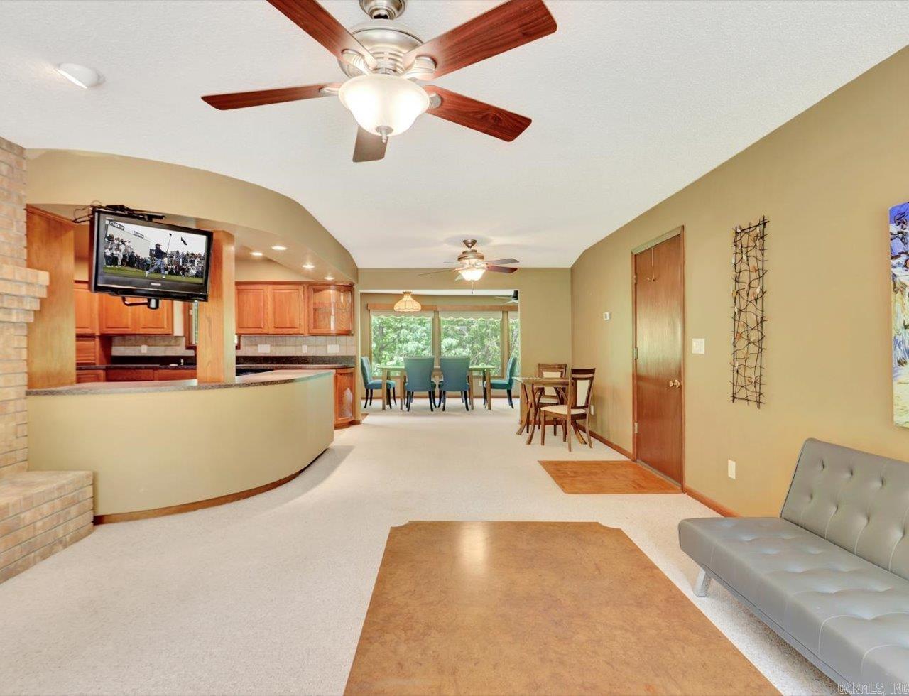 54 Tomino Way Property Photo 3