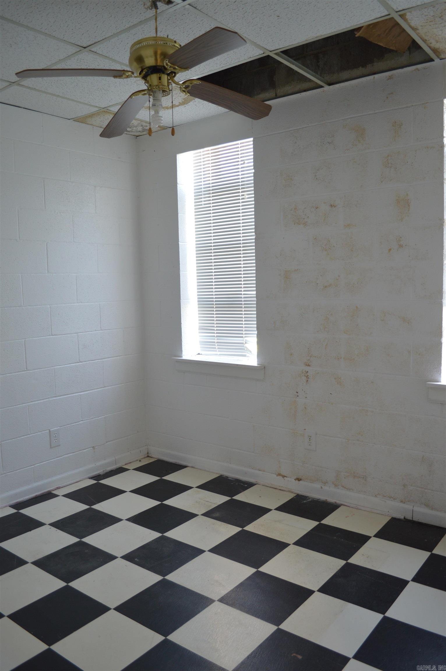 501 E 12th Avenue Property Photo 25