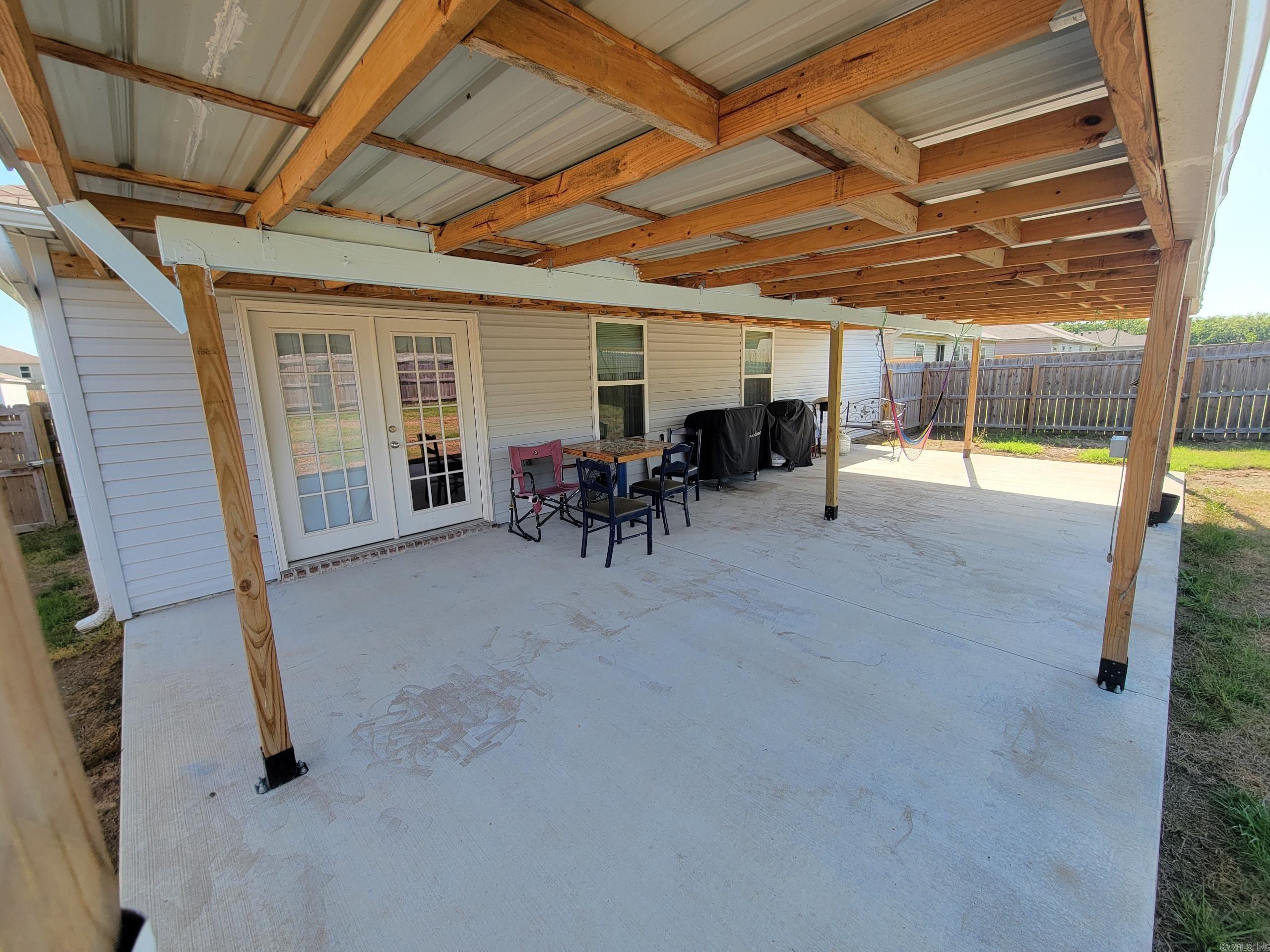 27 Curly Leaf Lane Property Photo 26