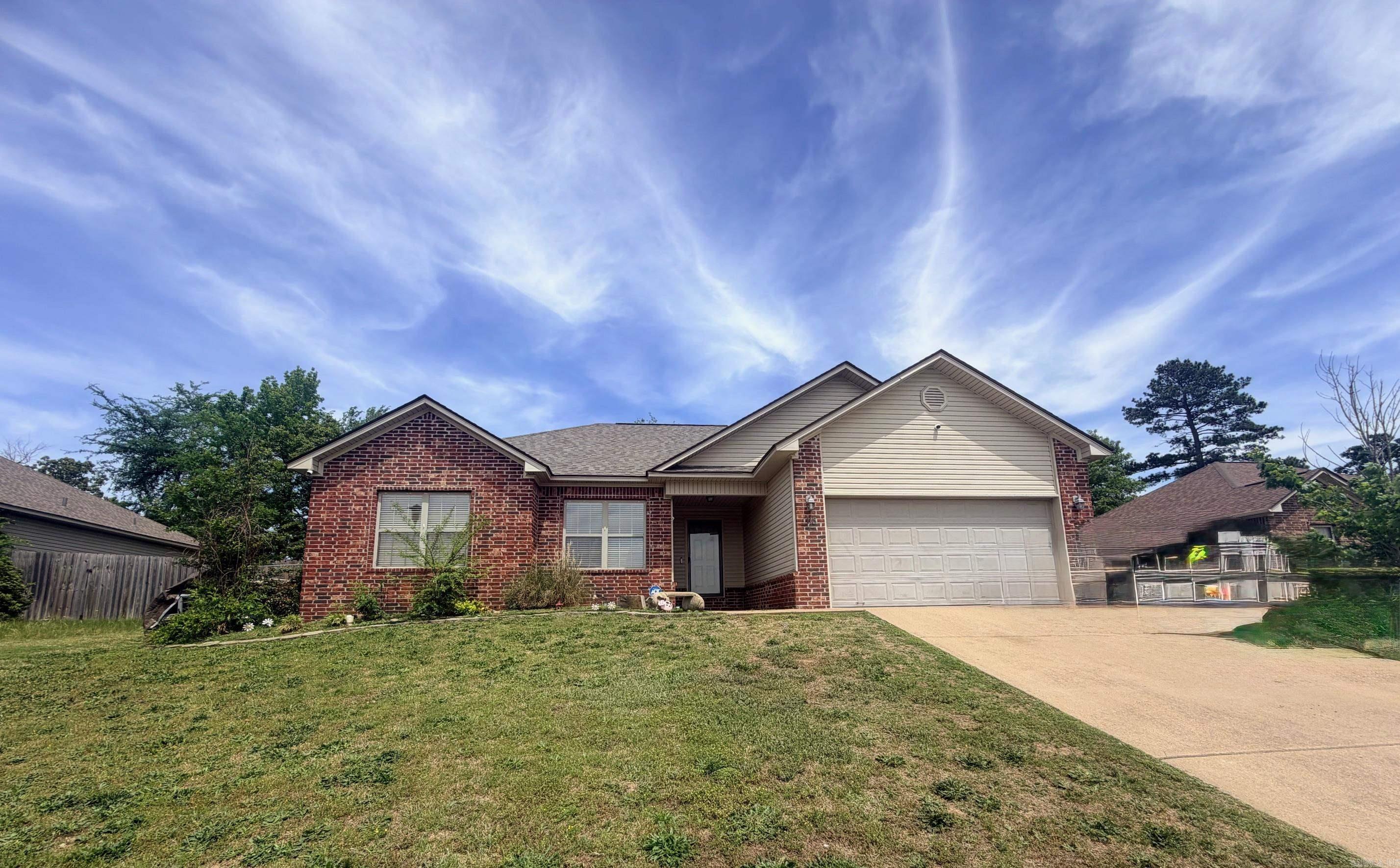 118 Durham Loop Property Photo 1