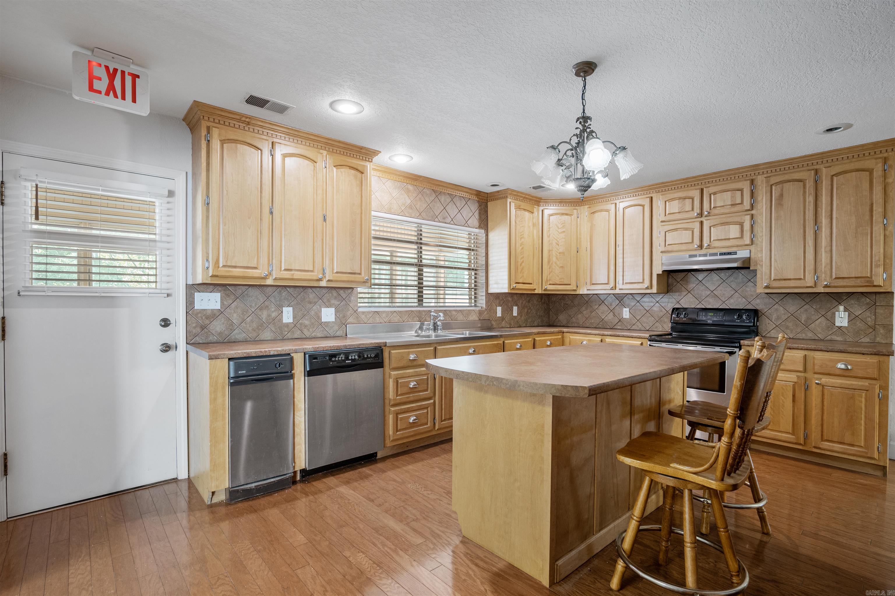 1011 Linwood Drive Property Photo 20