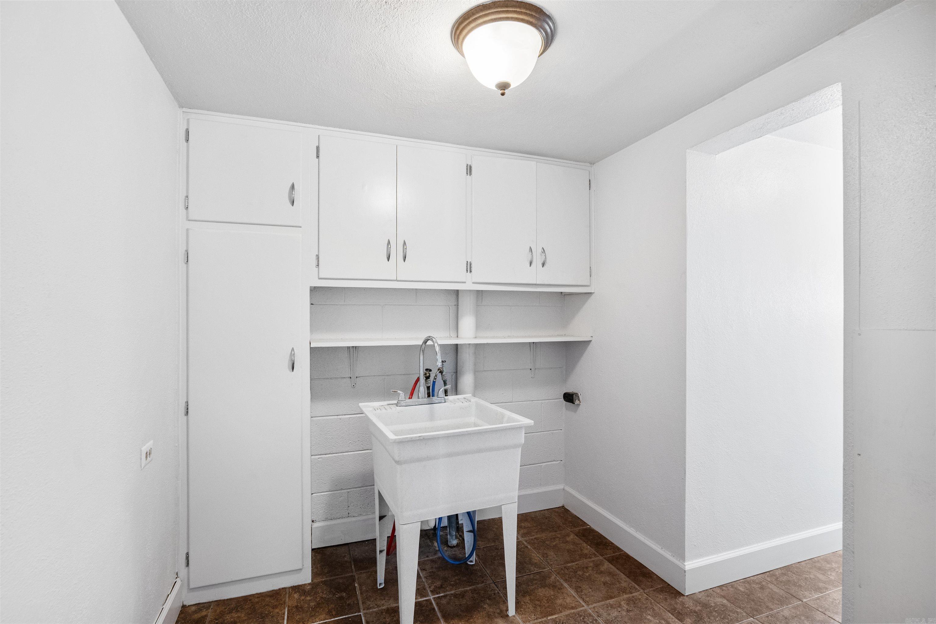 1011 Linwood Drive Property Photo 33