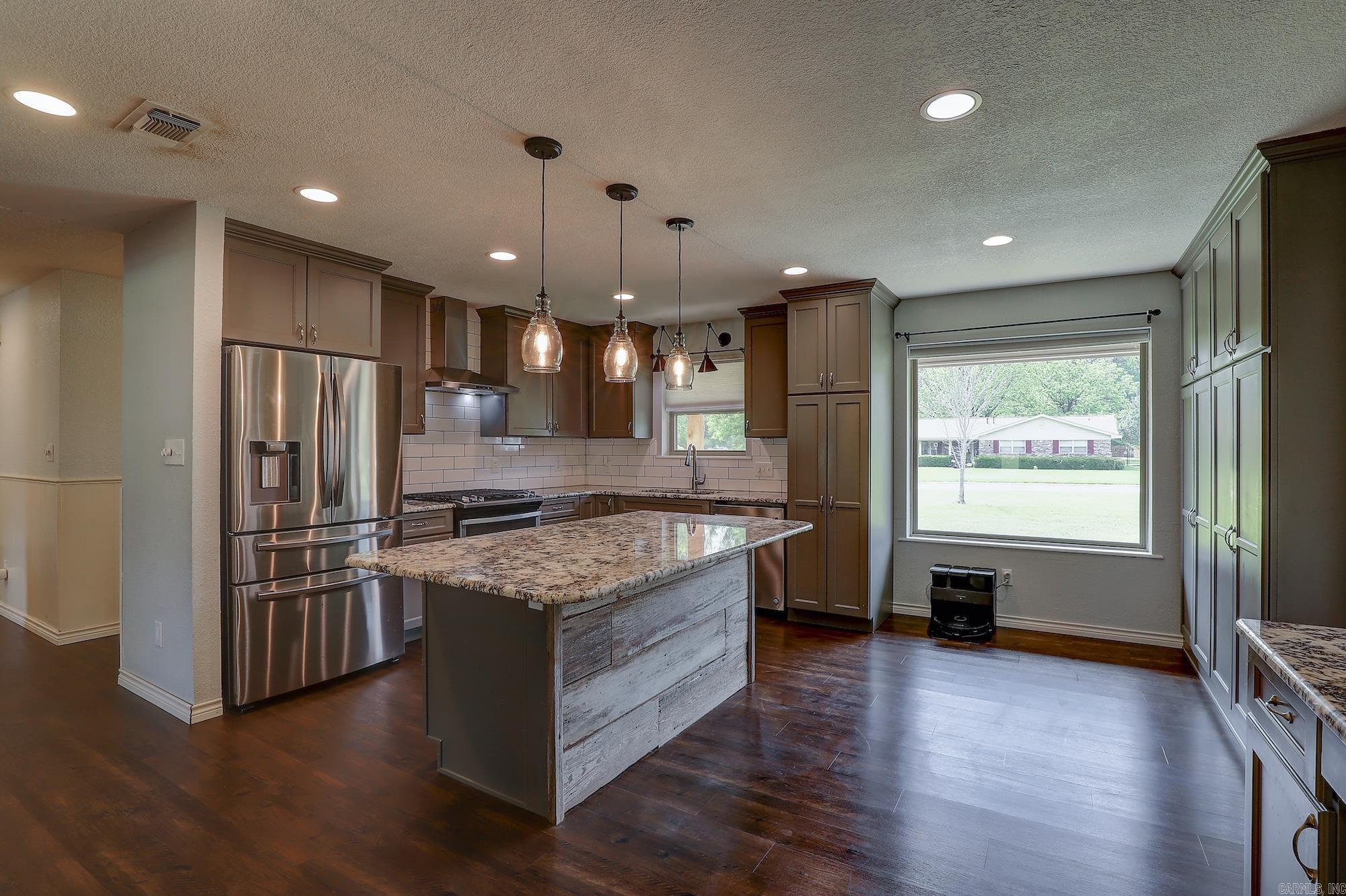 5816 Turtle Creek Drive Property Photo 7