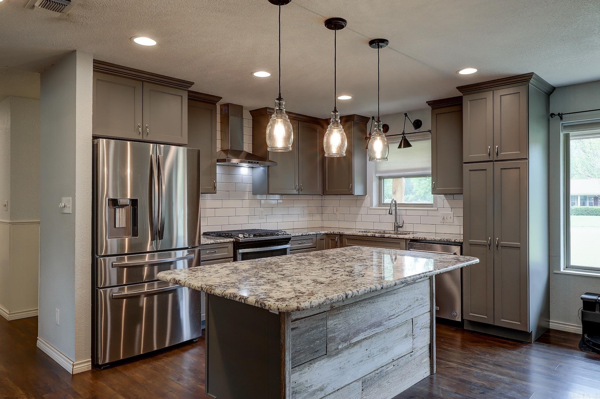 5816 Turtle Creek Drive Property Photo 8