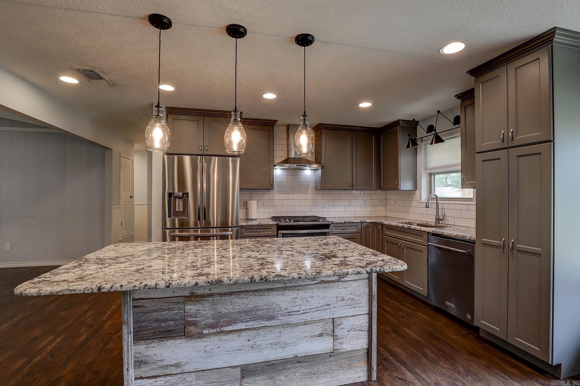 5816 Turtle Creek Drive Property Photo 9