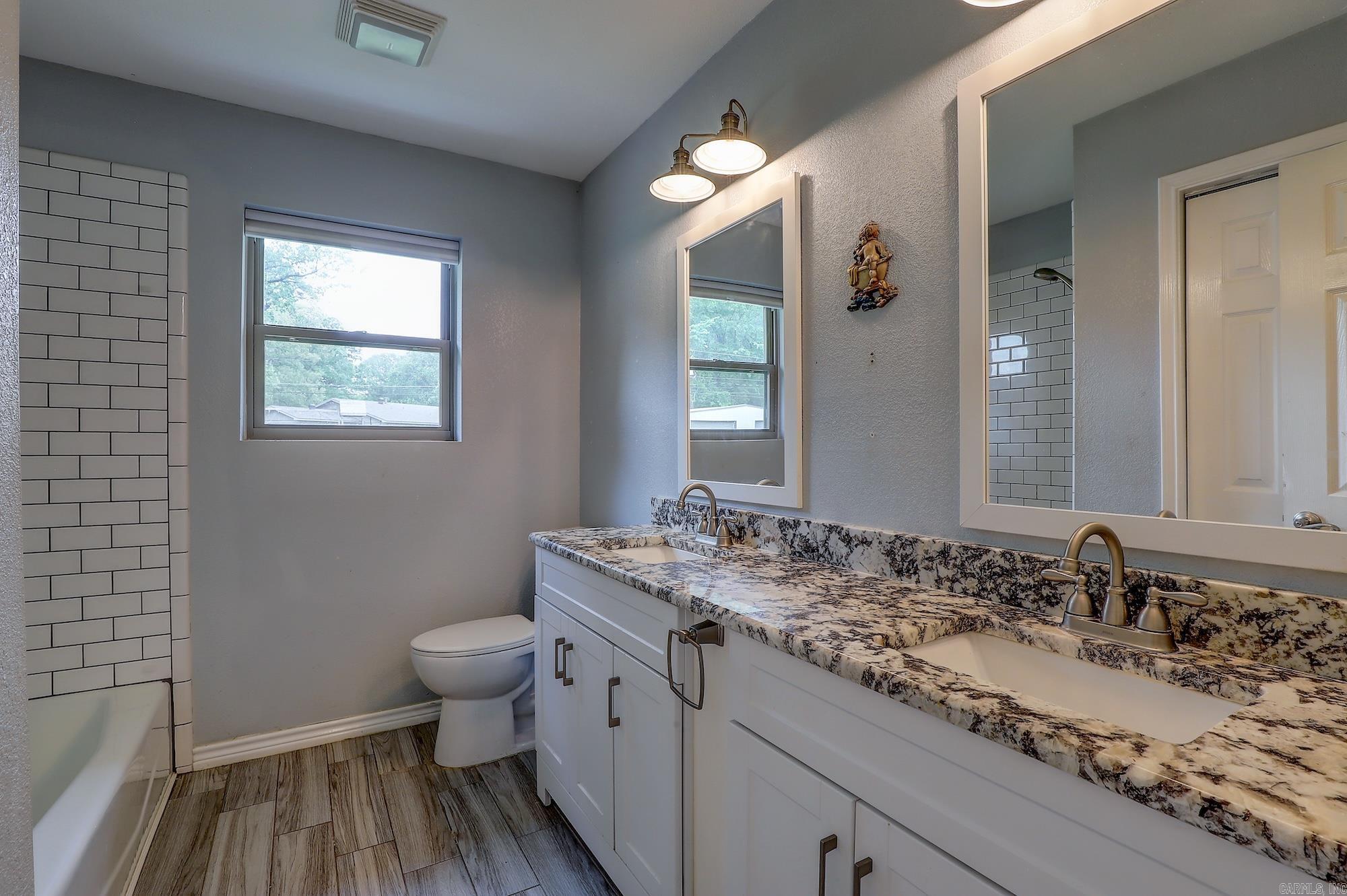 5816 Turtle Creek Drive Property Photo 17
