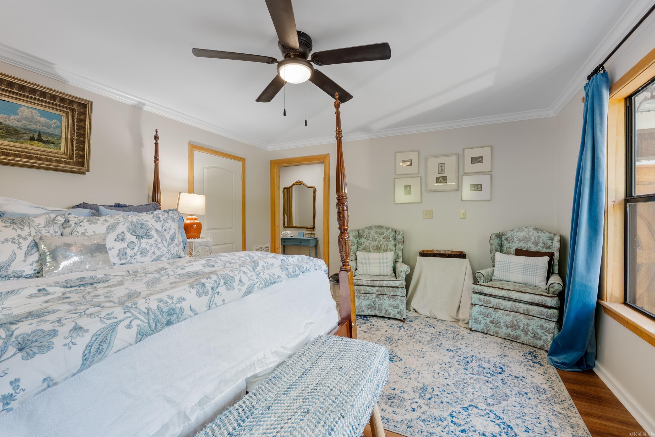 554 Emerald Cove Property Photo 17