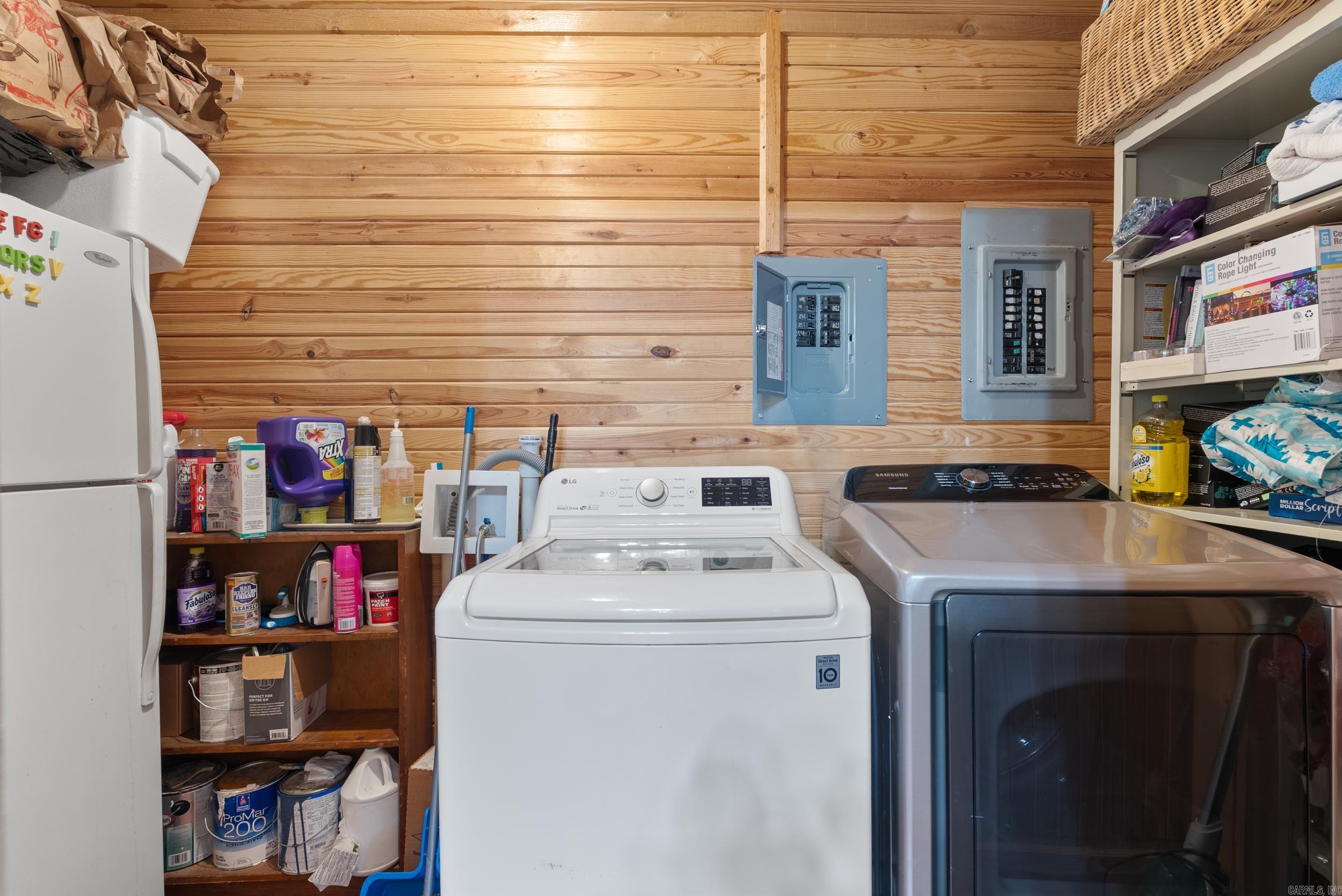 554 Emerald Cove Property Photo 18