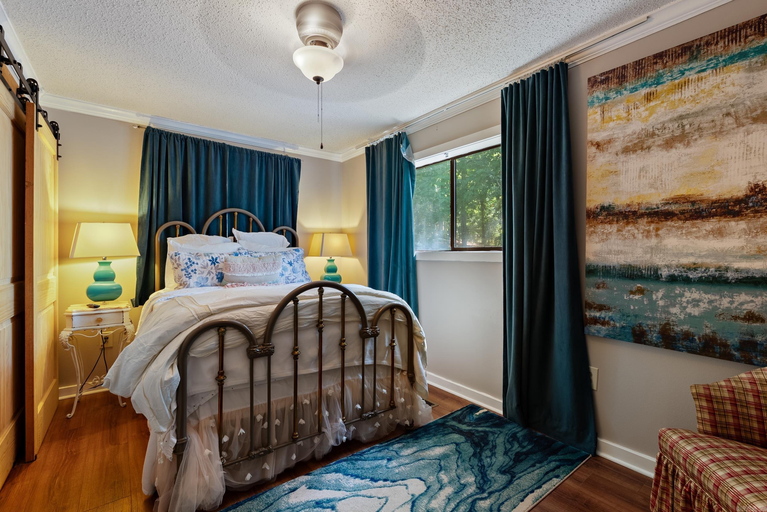 554 Emerald Cove Property Photo 34