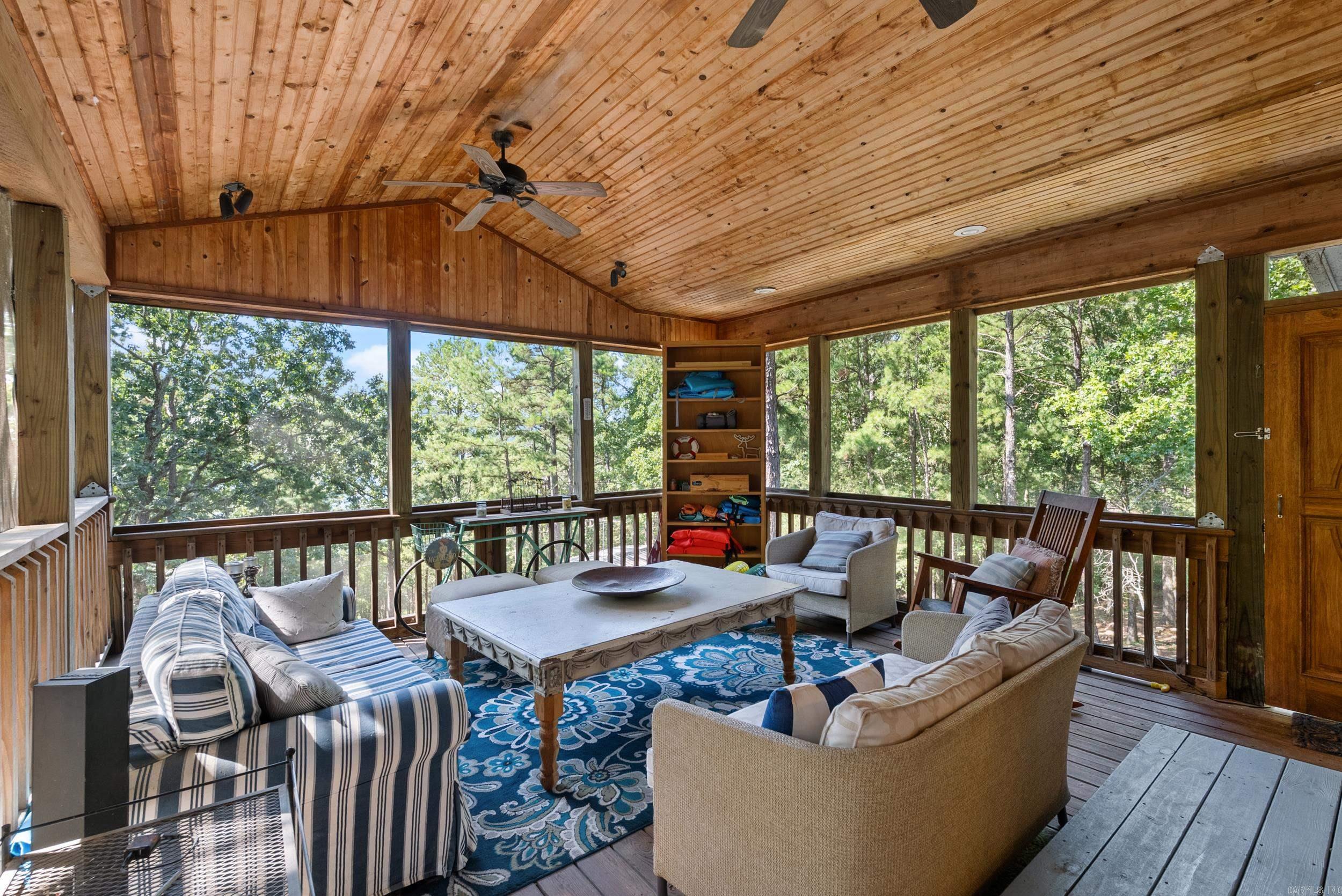 554 Emerald Cove Property Photo 38