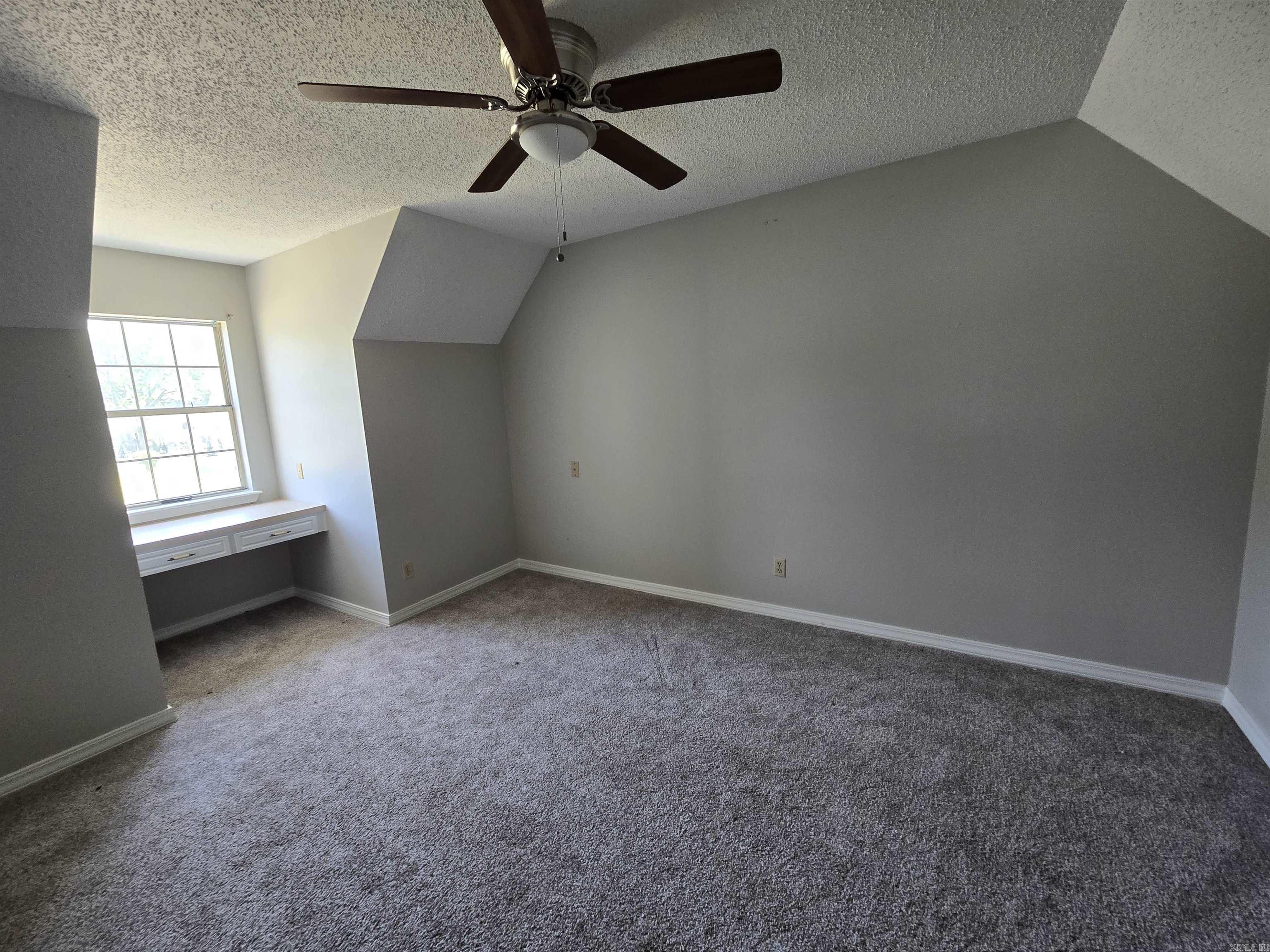 17 Mcarthur Property Photo 15
