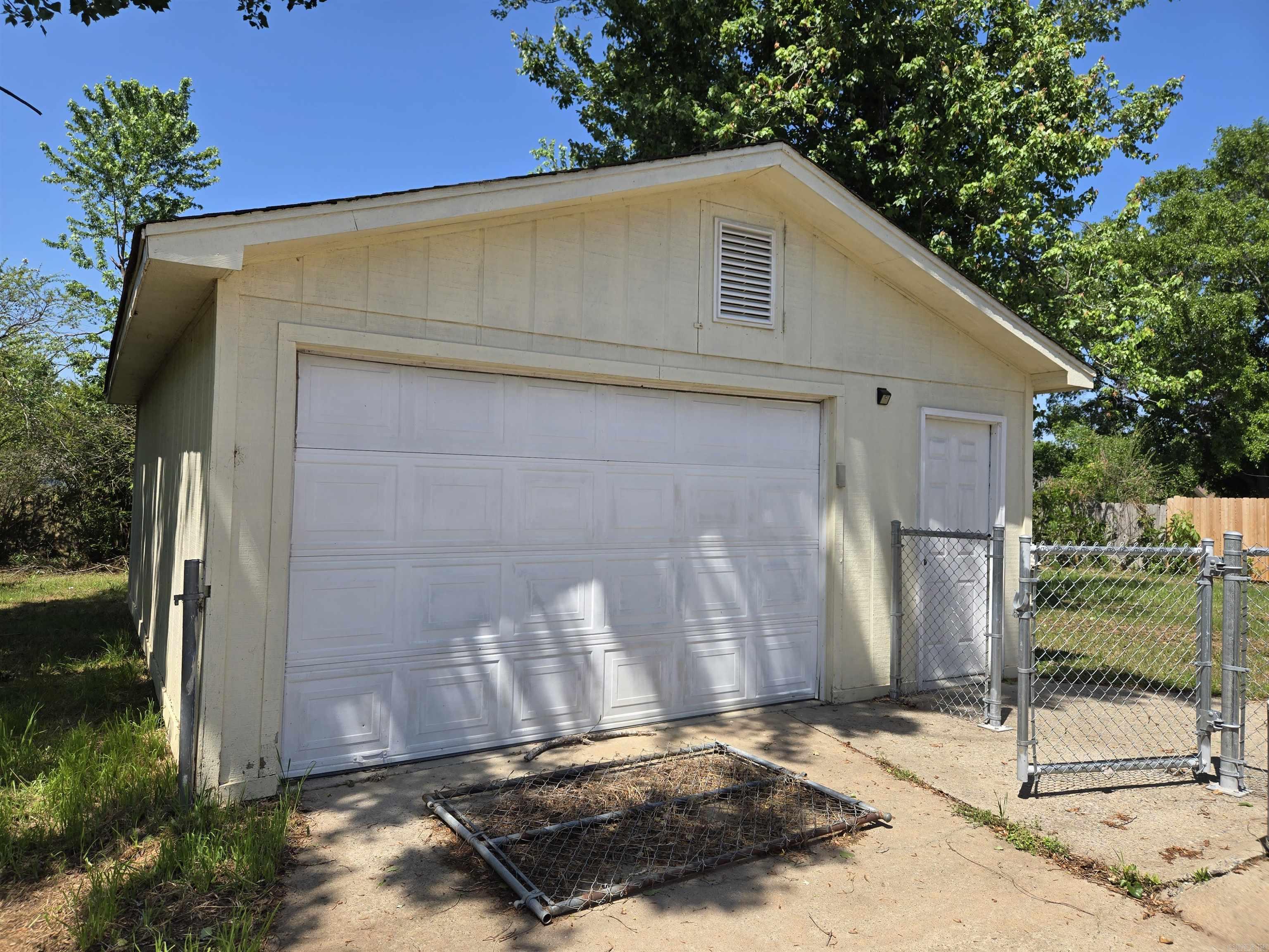 17 Mcarthur Property Photo 23