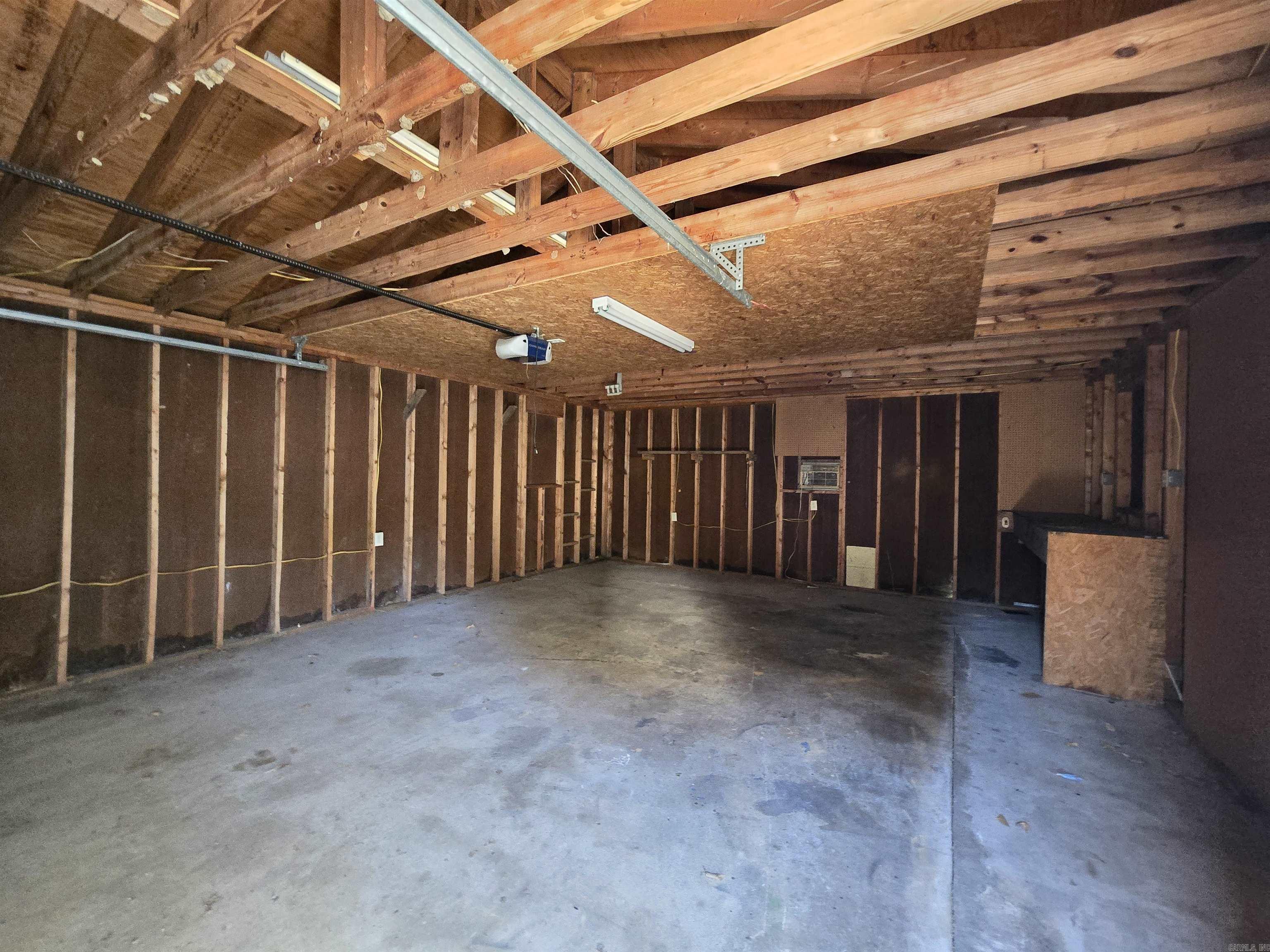 17 Mcarthur Property Photo 24
