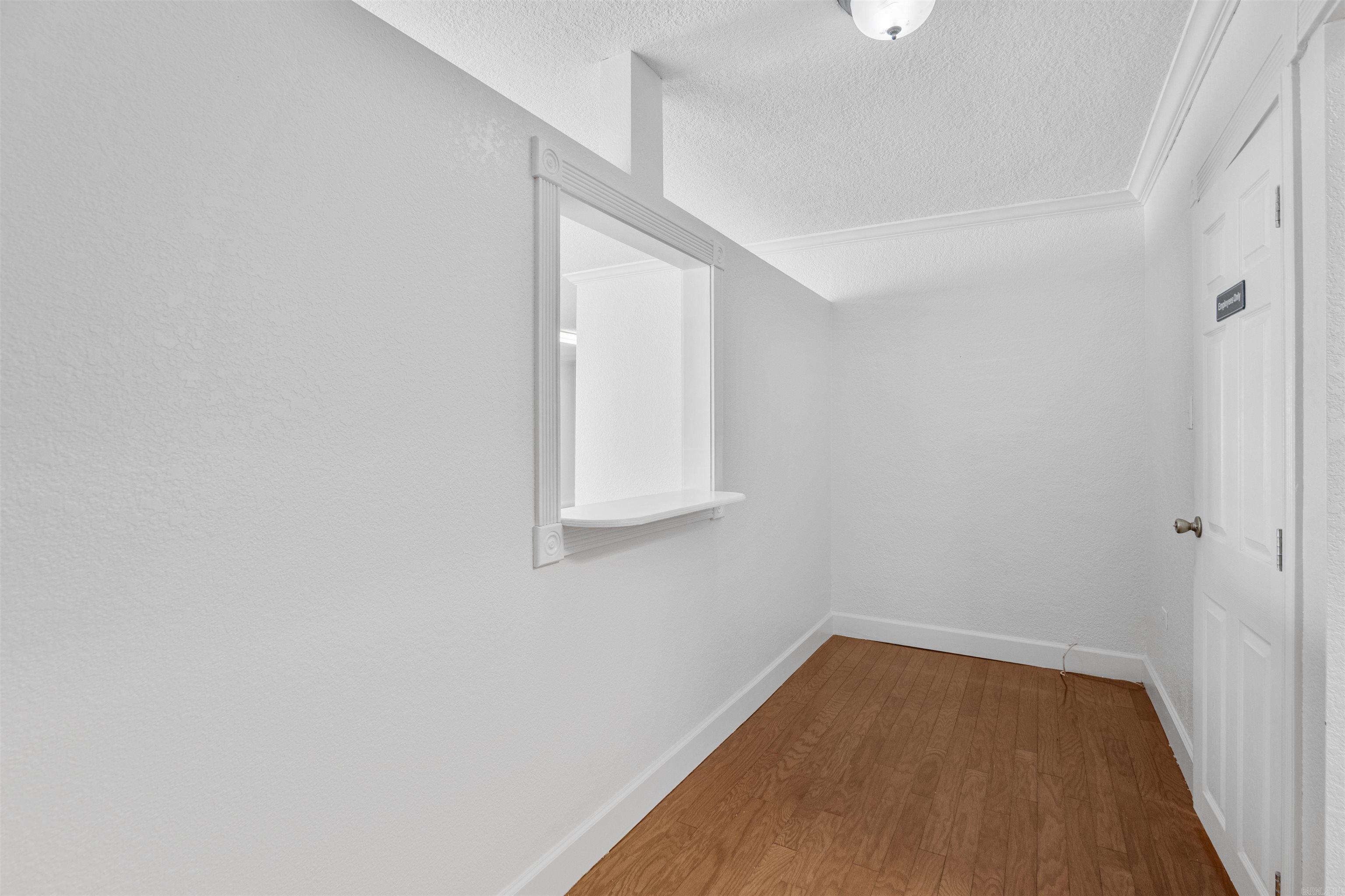 1011 Linwood Drive Property Photo 8