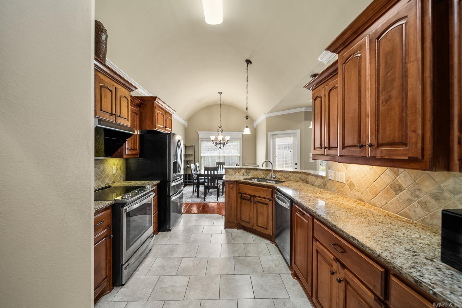 6139 Remington Drive Property Photo 16