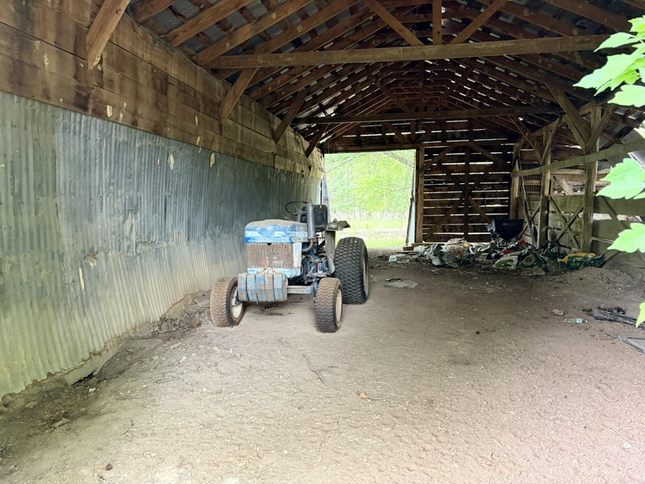 002 Drag Strip Road Property Photo 13