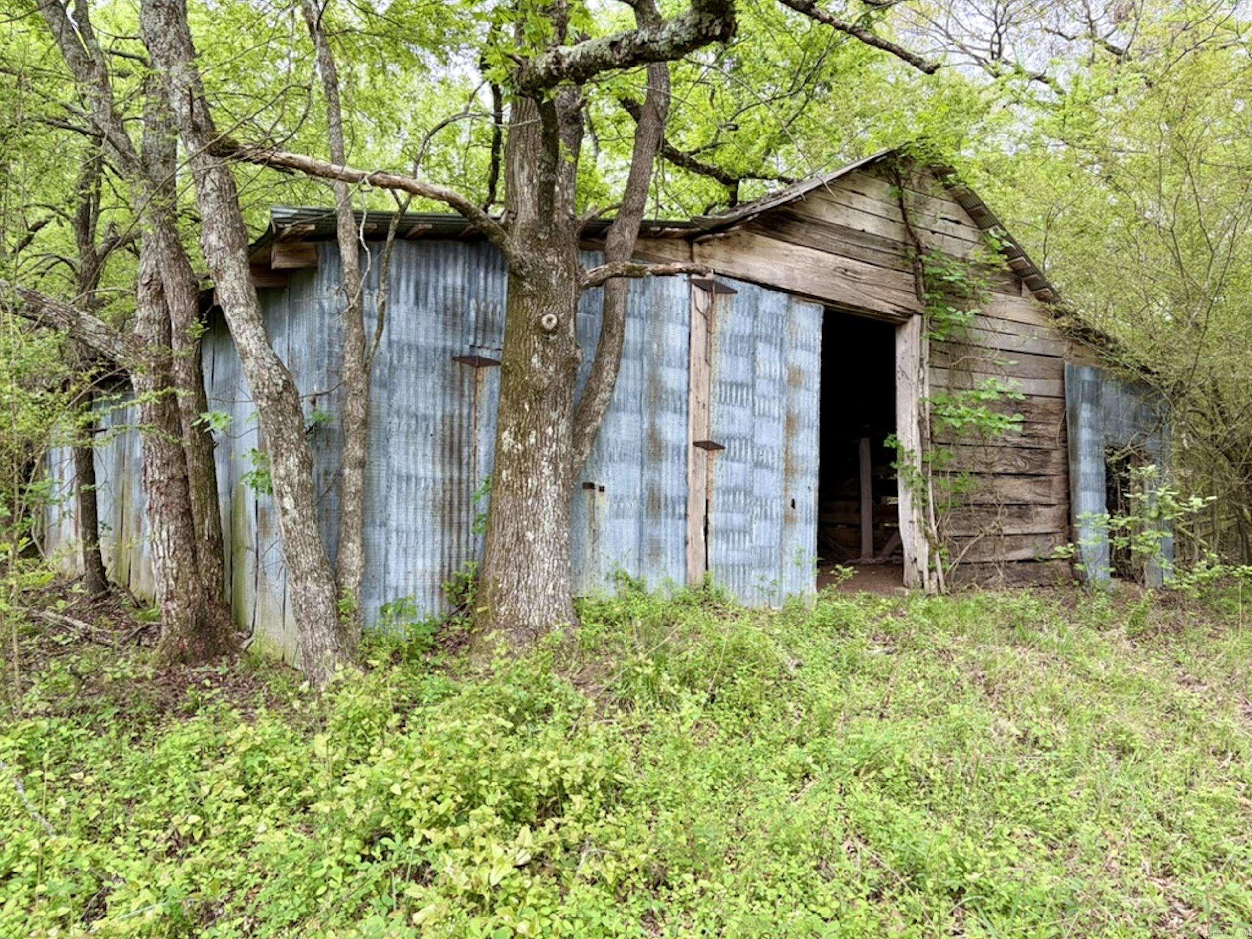 002 Drag Strip Road Property Photo 16