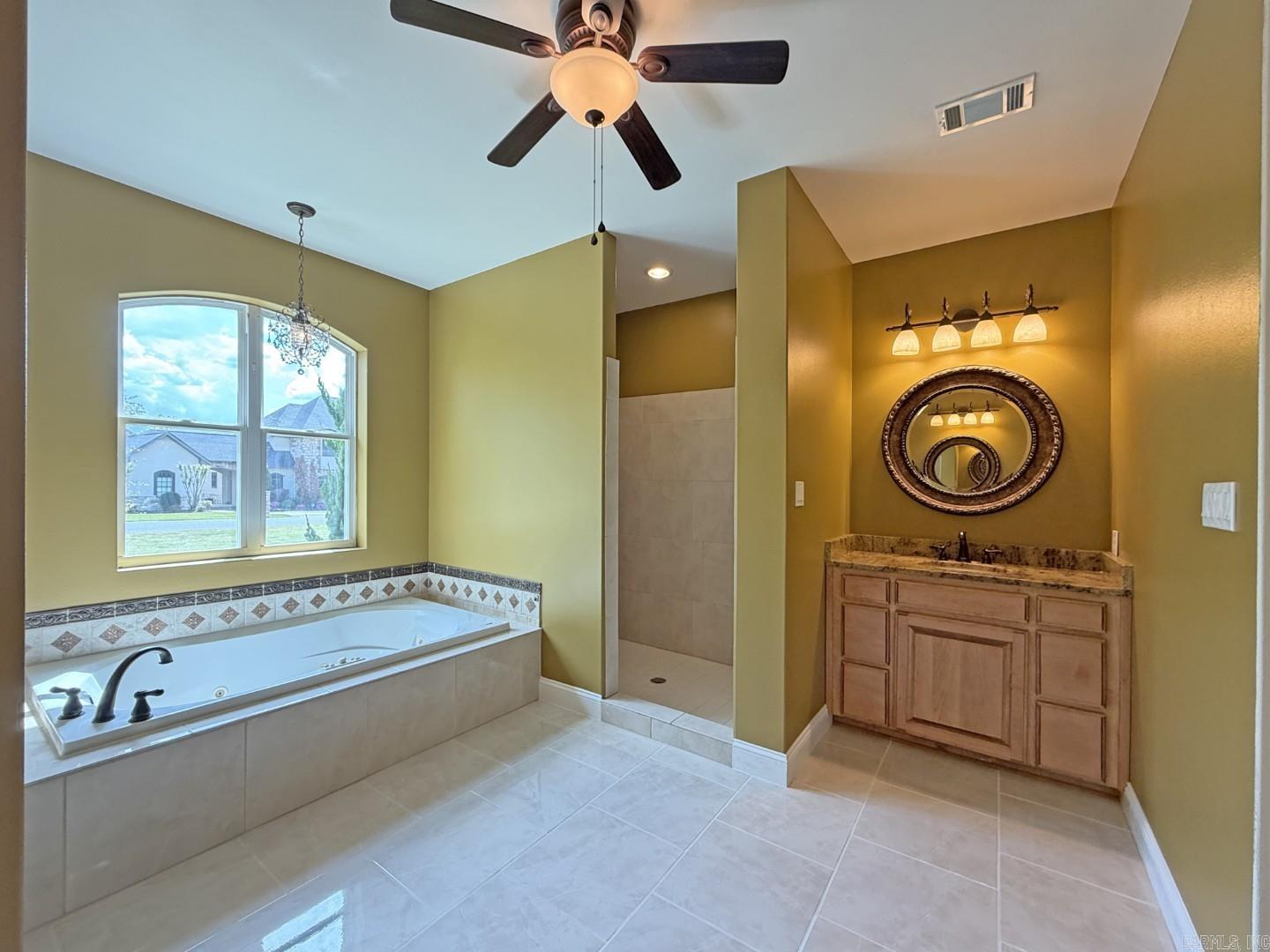 300 Crestview Drive Property Photo 19