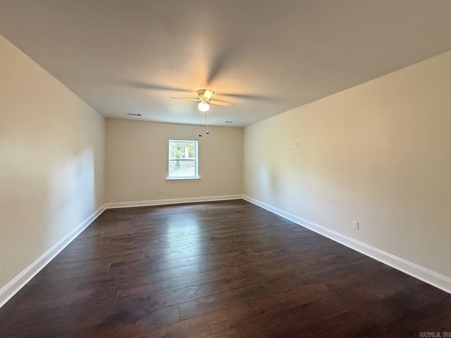 300 Crestview Drive Property Photo 26