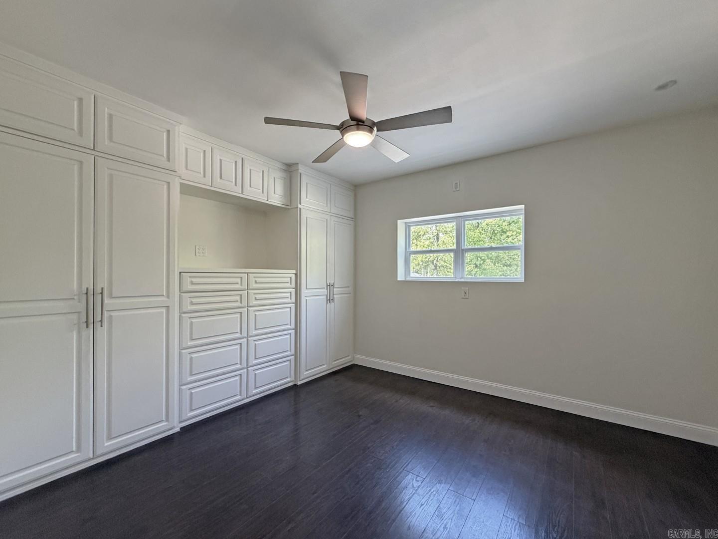 300 Crestview Drive Property Photo 29