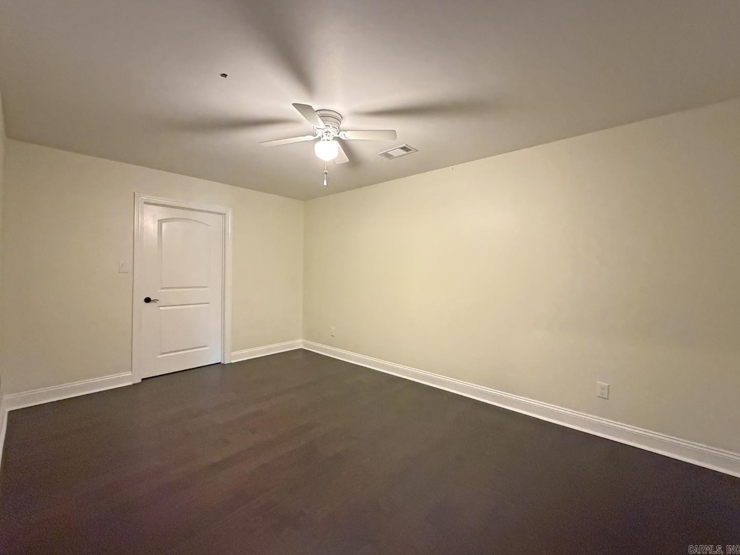 300 Crestview Drive Property Photo 30