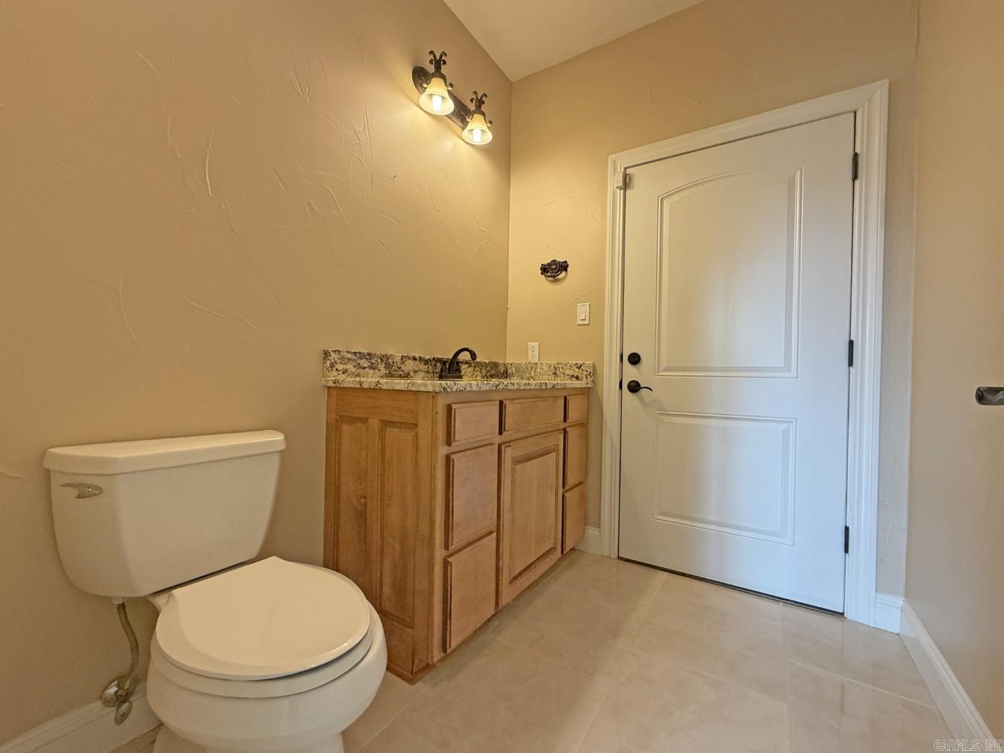 300 Crestview Drive Property Photo 37