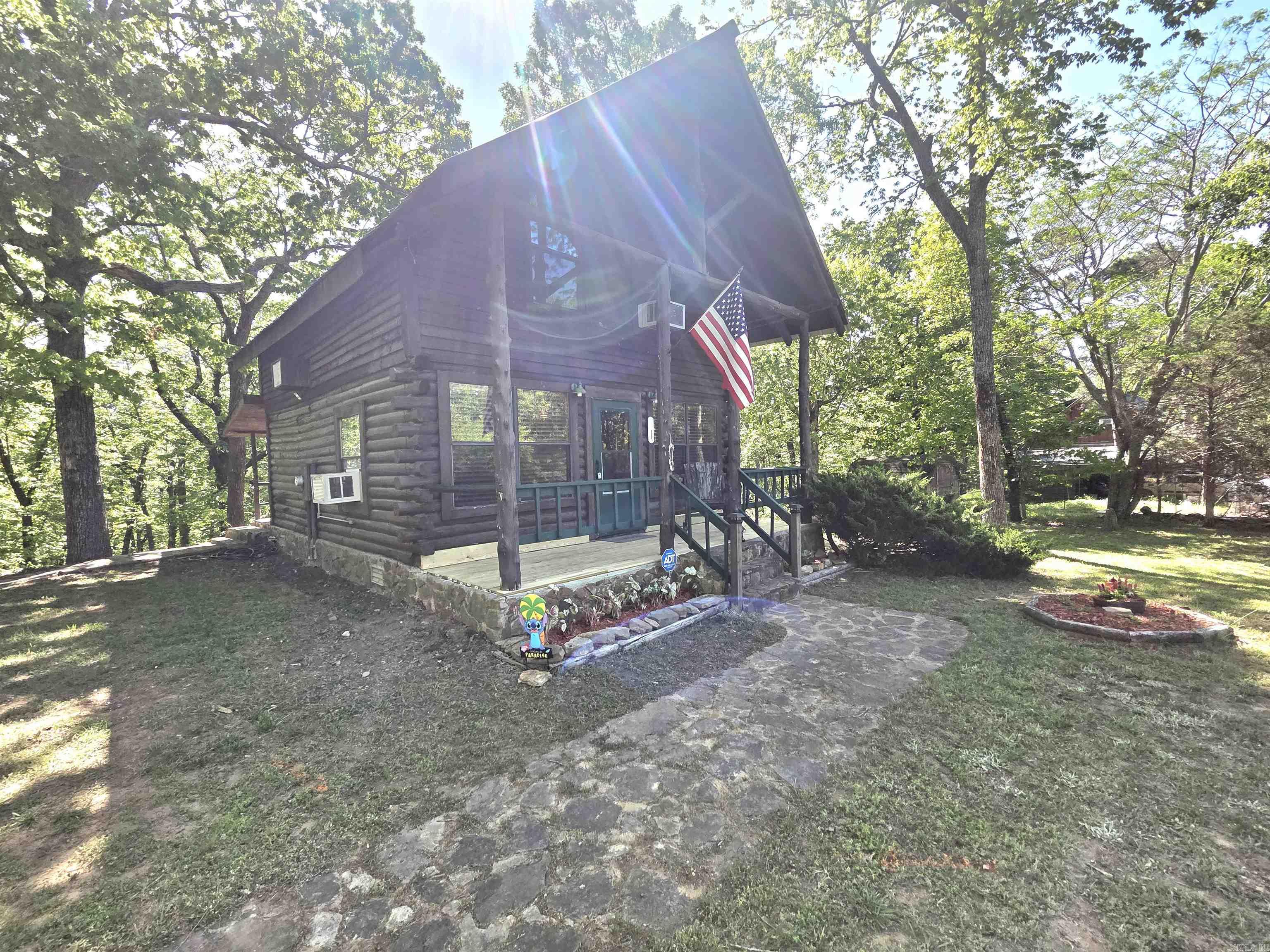 304 Black Bear Bluff Property Photo 2