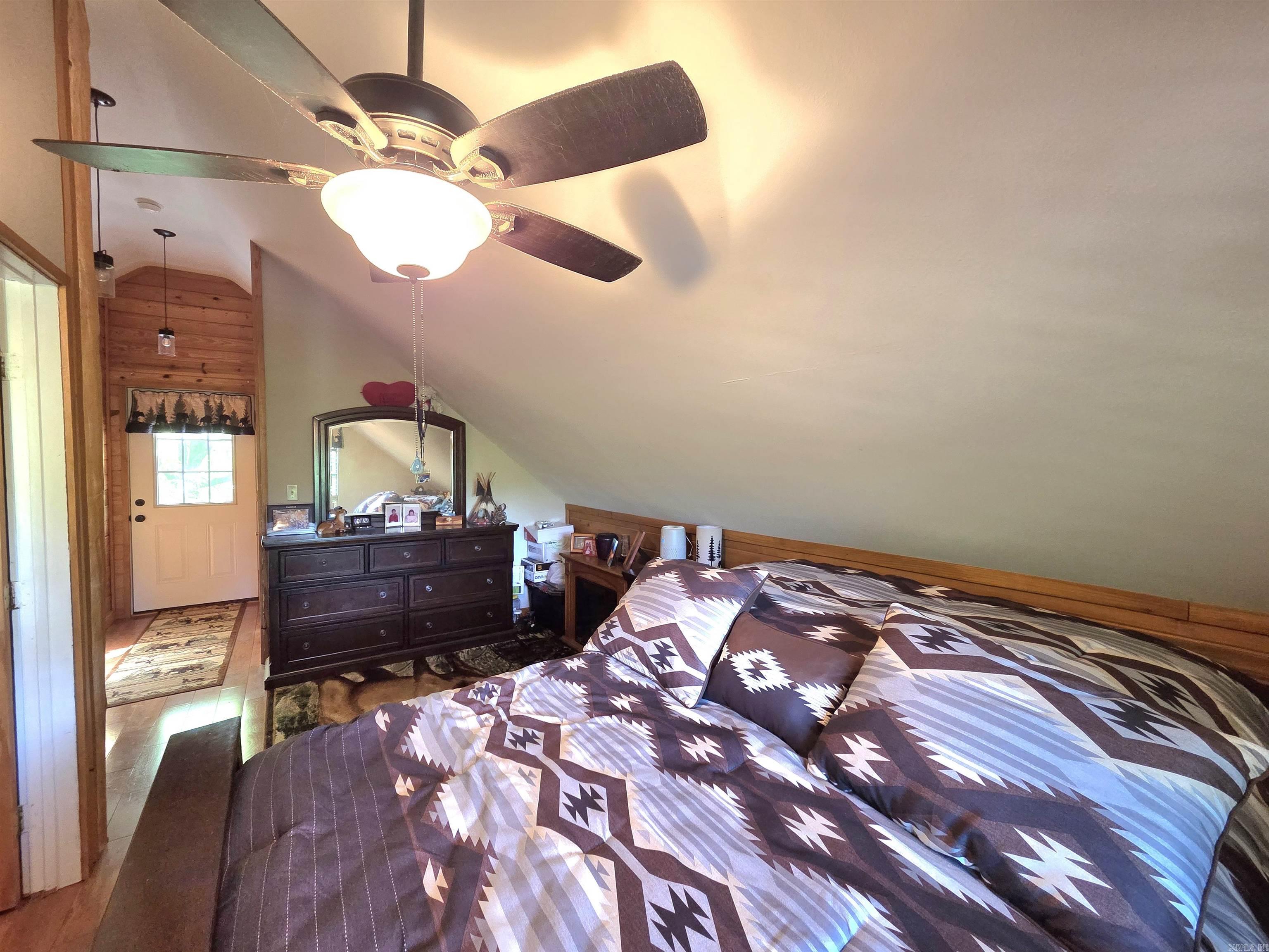 304 Black Bear Bluff Property Photo 6
