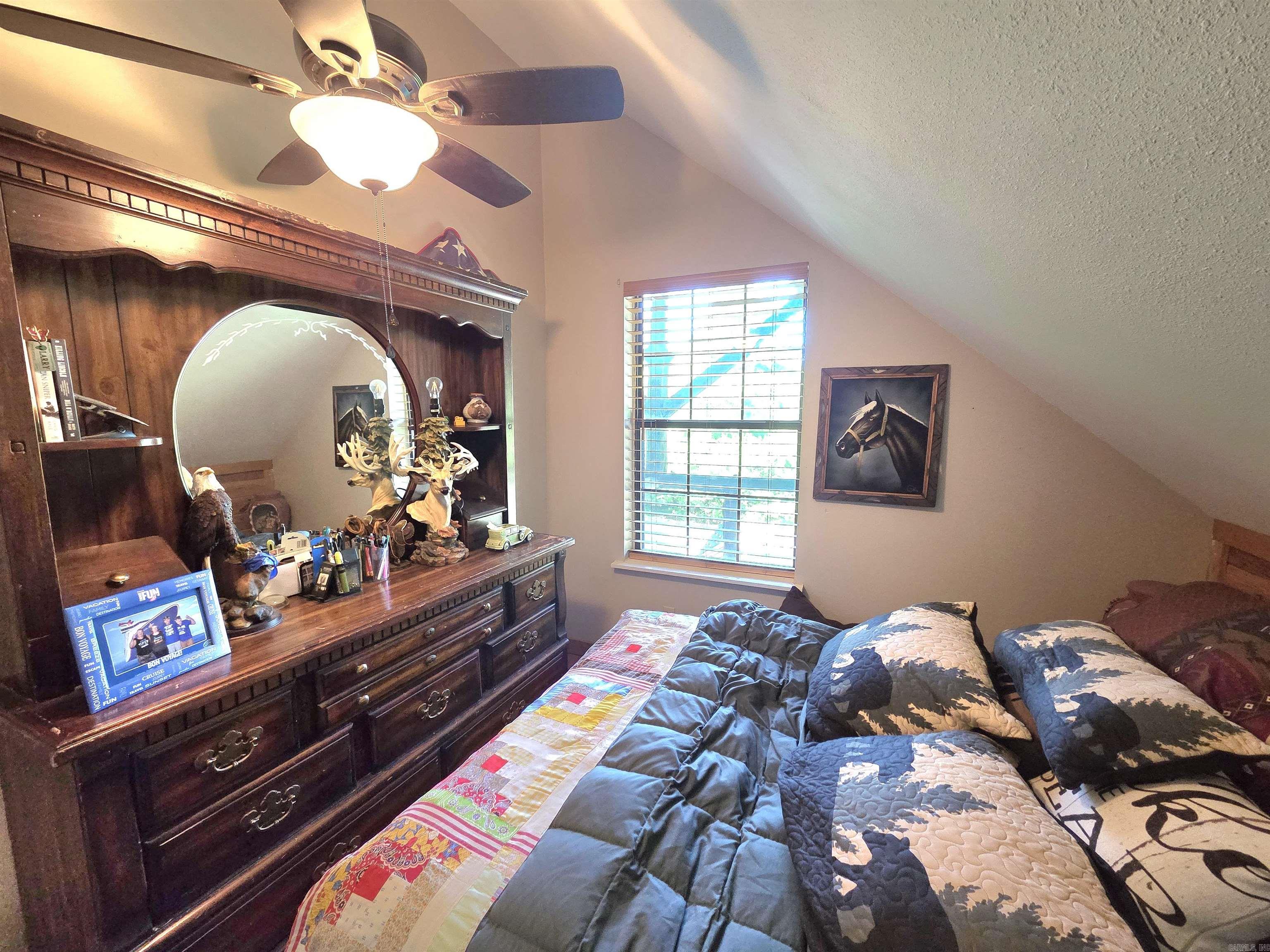 304 Black Bear Bluff Property Photo 15