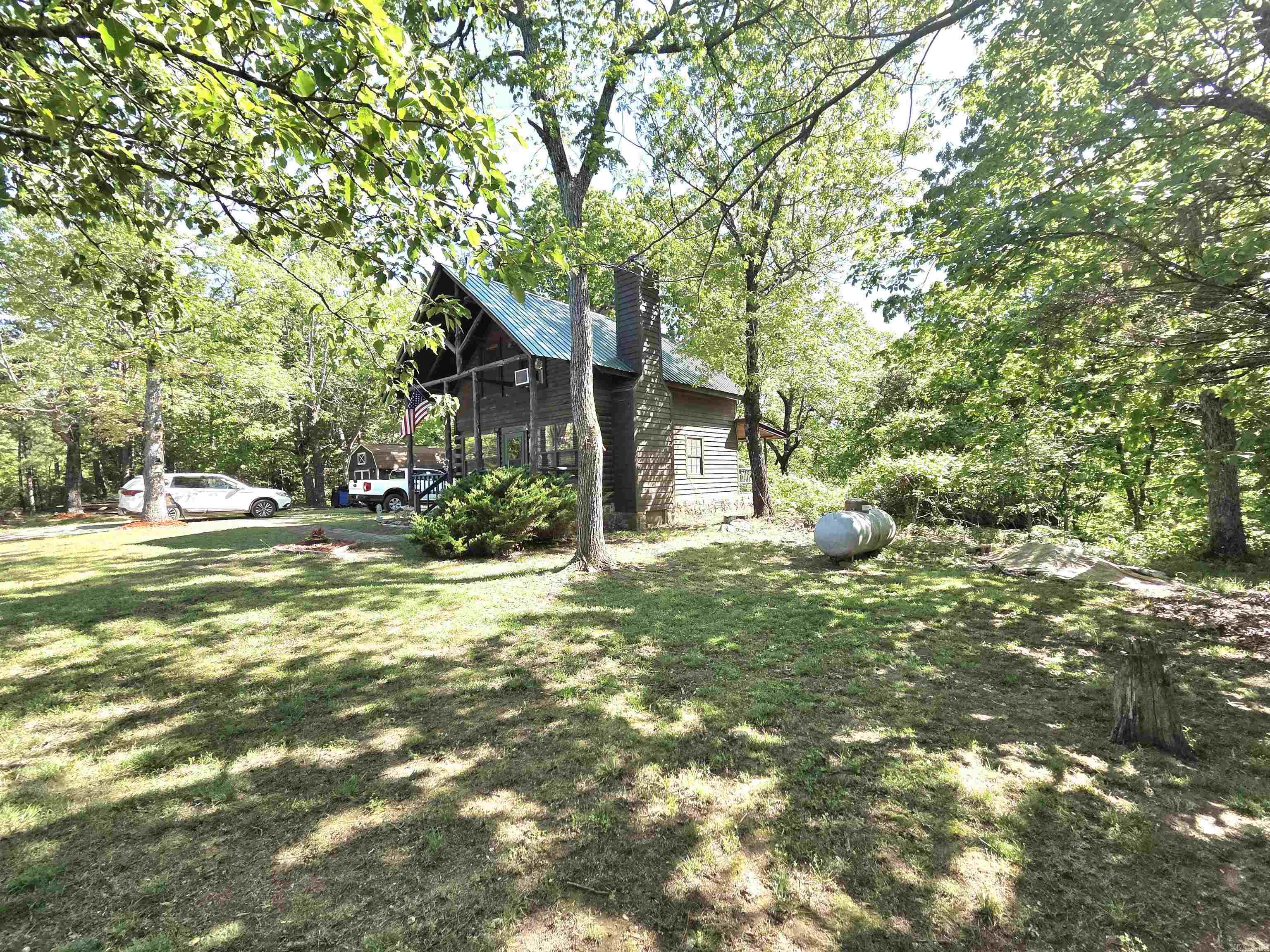 304 Black Bear Bluff Property Photo 32