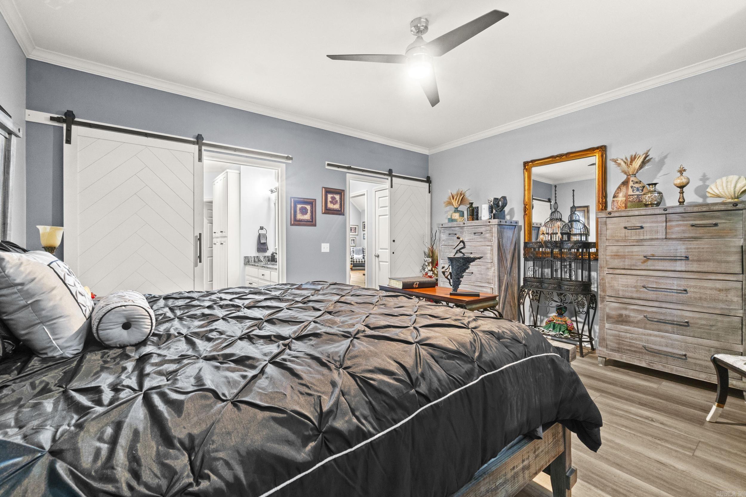 1160 Huntington Place Property Photo 11