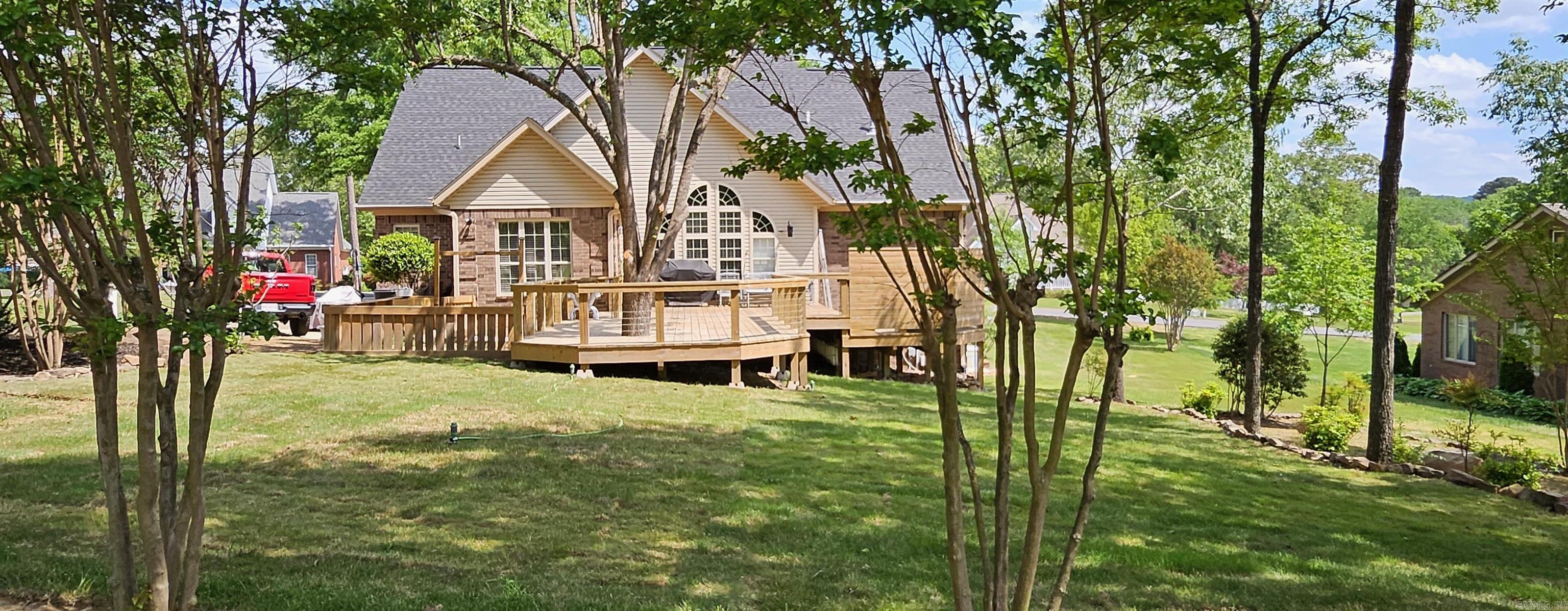 1160 Huntington Place Property Photo 24