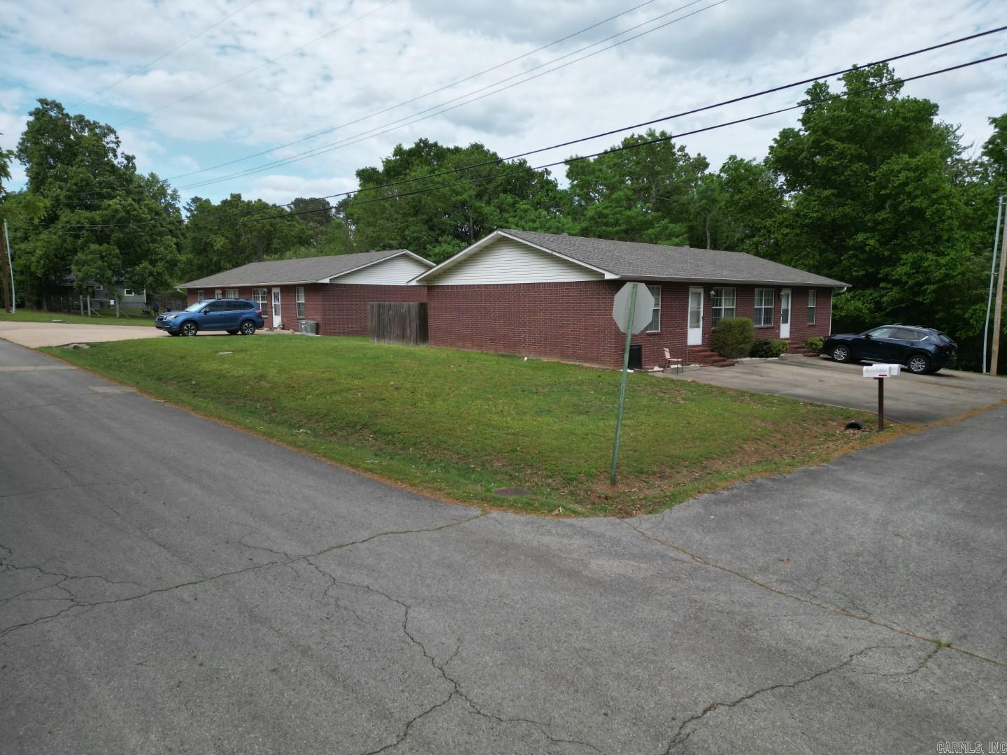 401 & 403 N Conway Property Photo 20