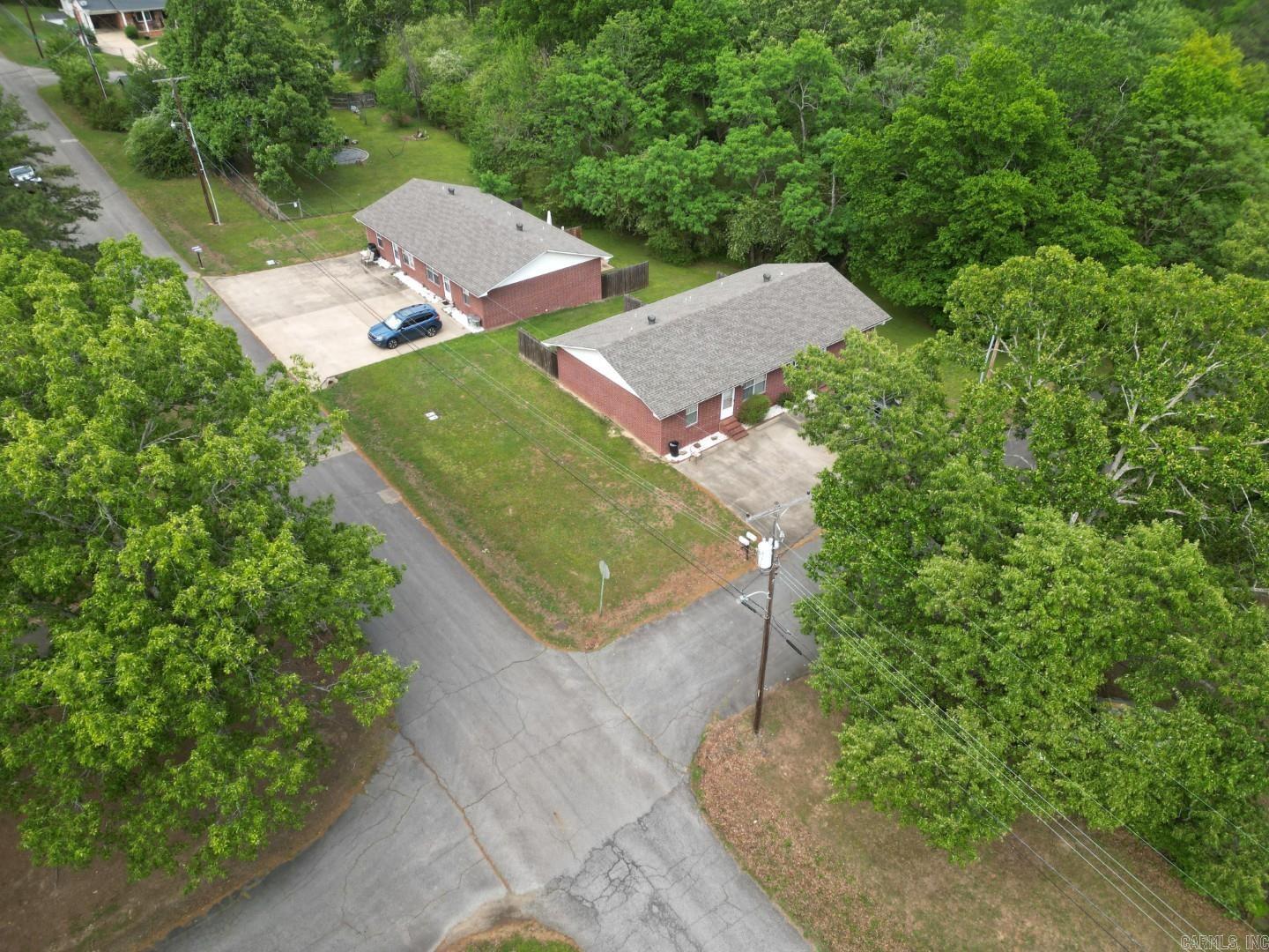 401 & 403 N Conway Property Photo 25