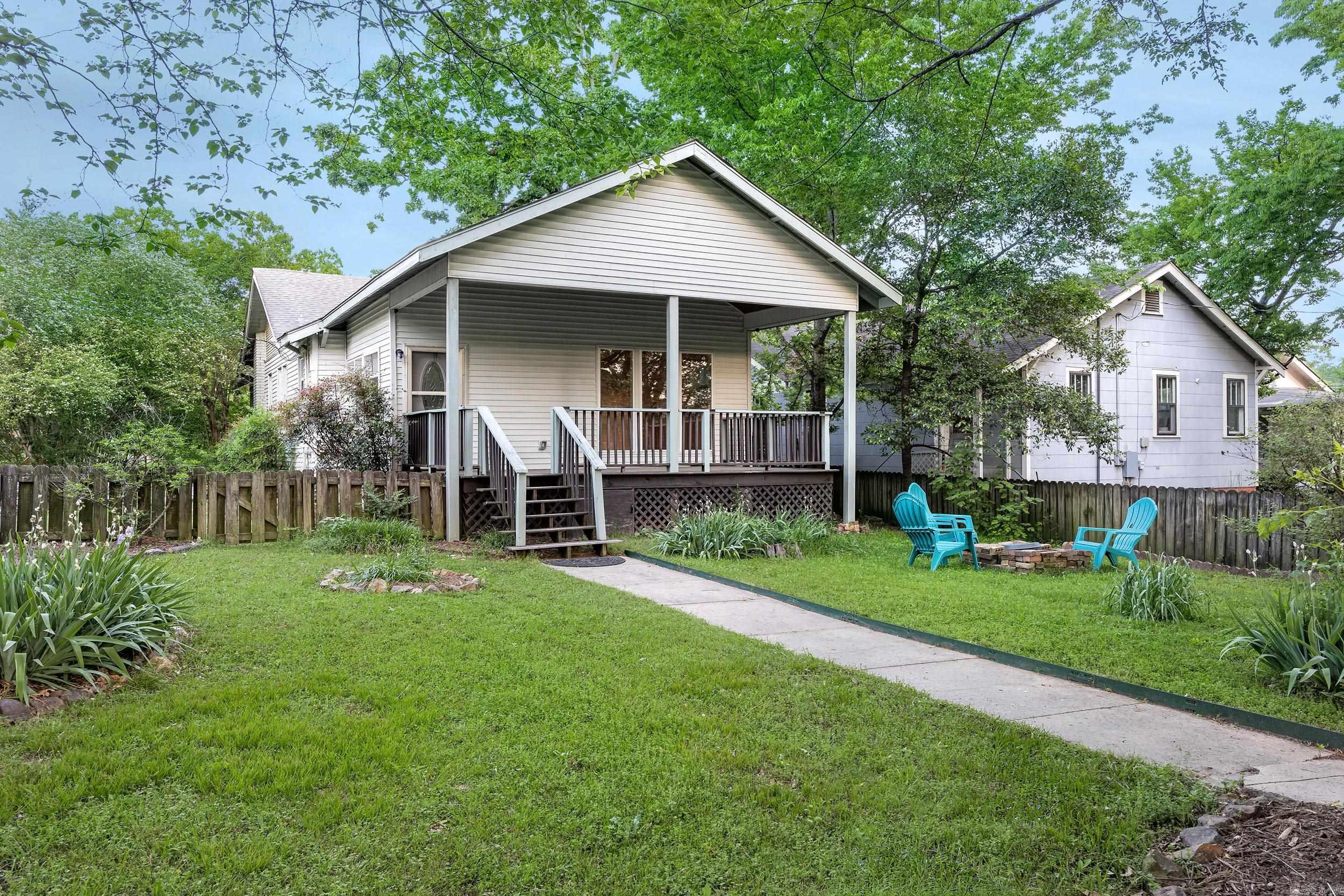 400 S Booker Property Photo 29