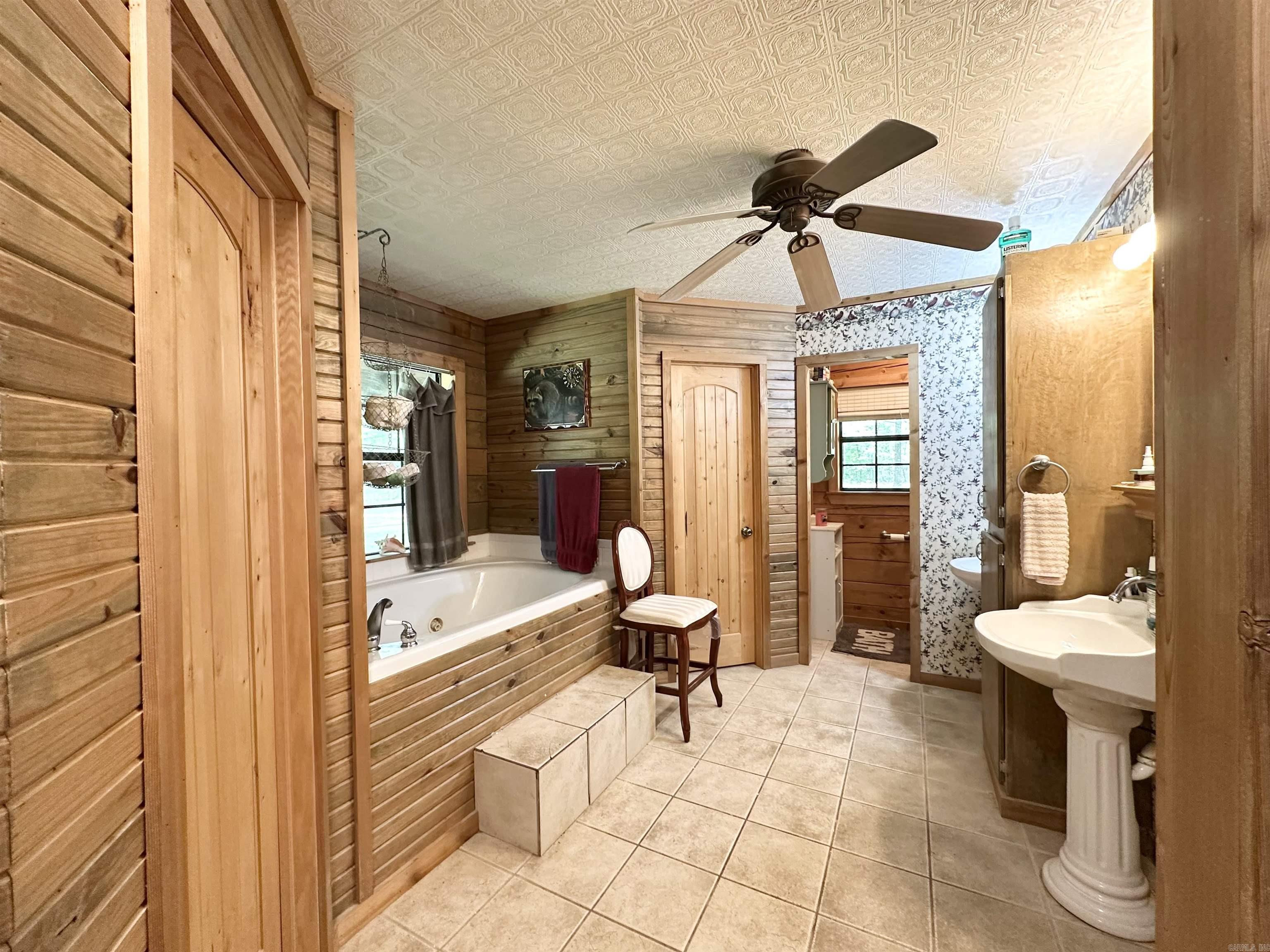 2701 Highway 35 Property Photo 12