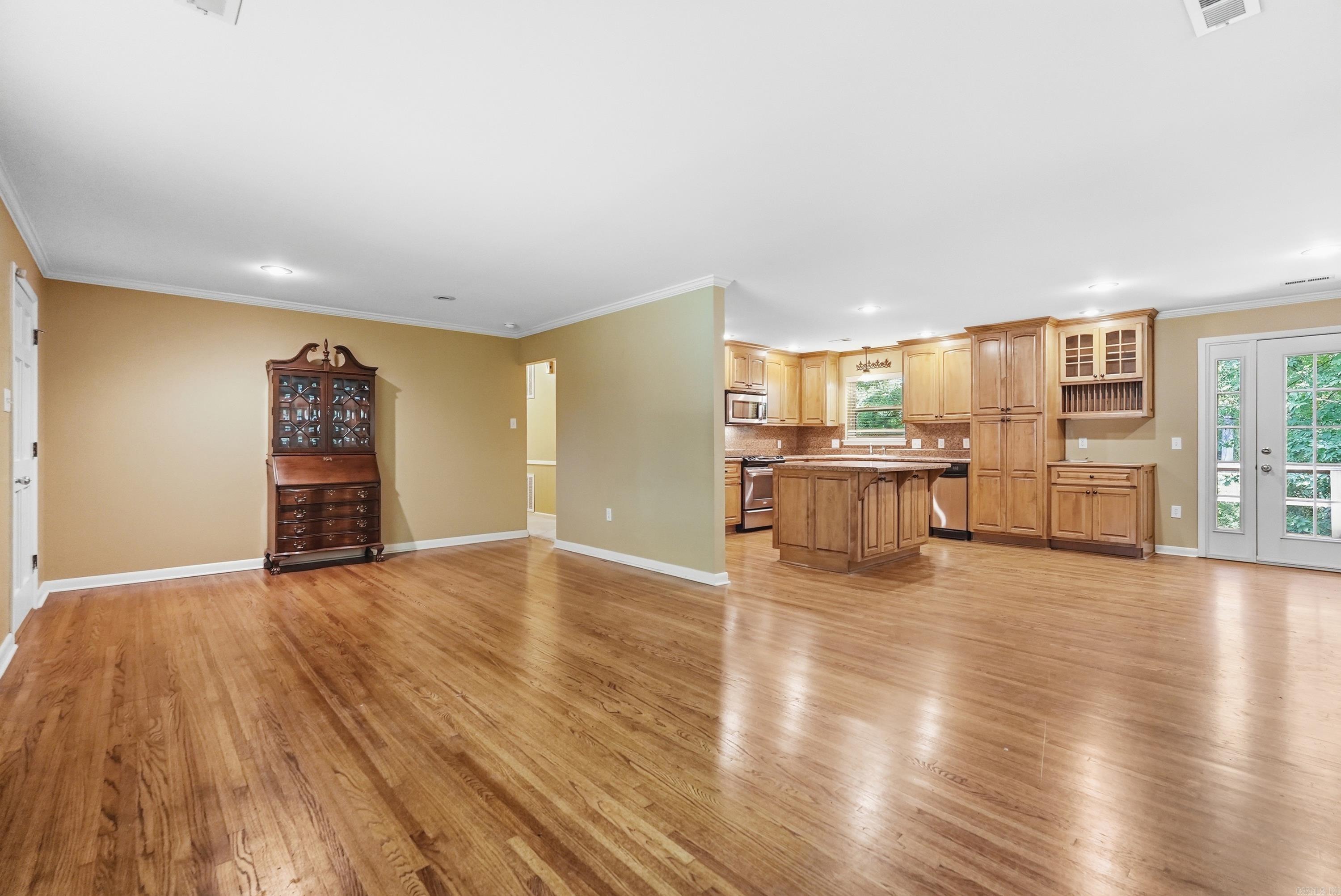 1611 Grove Hill Road Property Photo 13