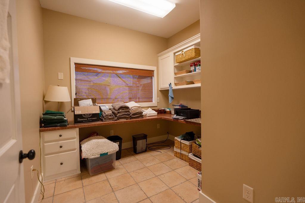 180 Silver Shores Ln. Property Photo 32