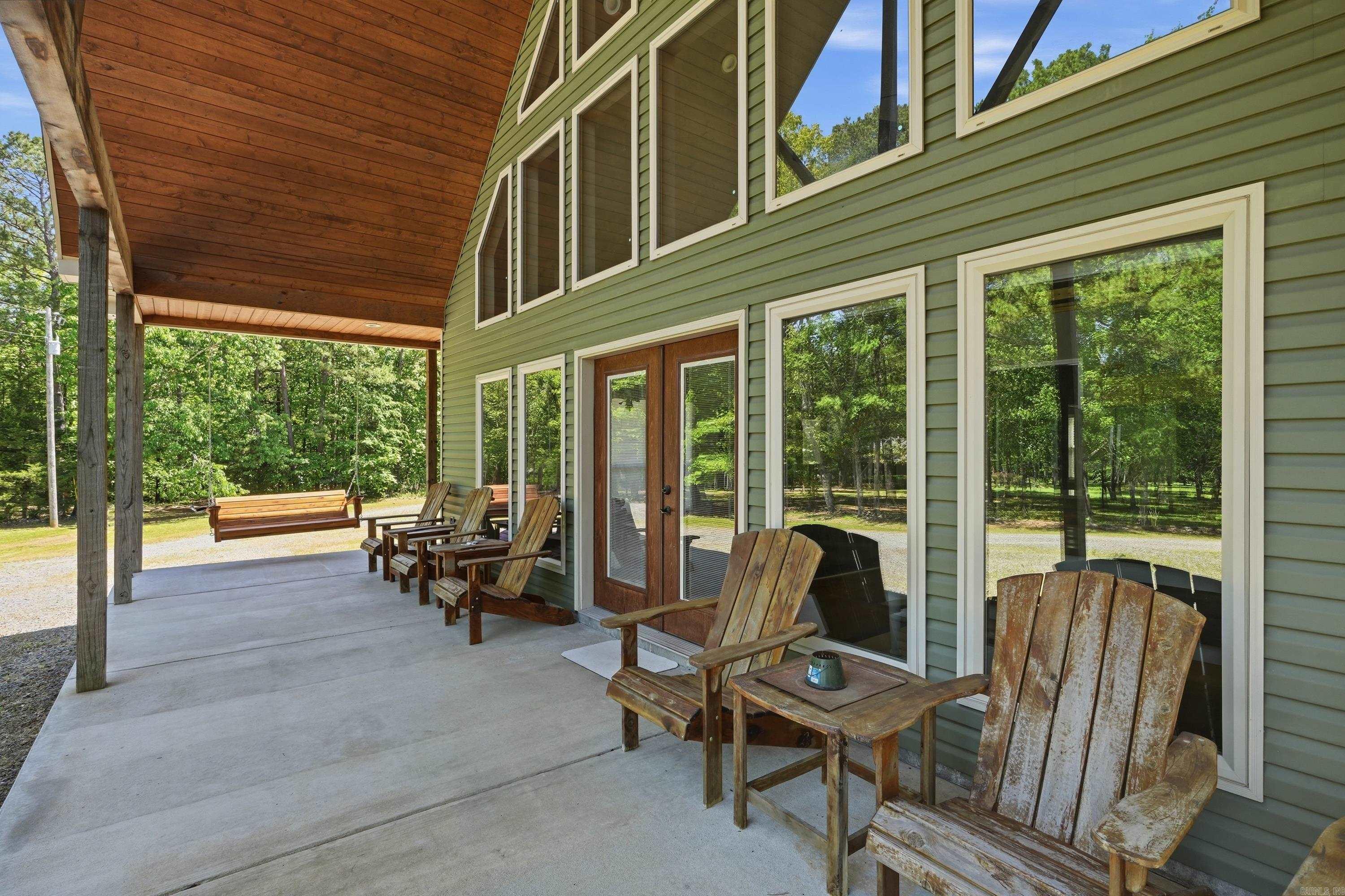 24 Layne's Hideaway Property Photo 6