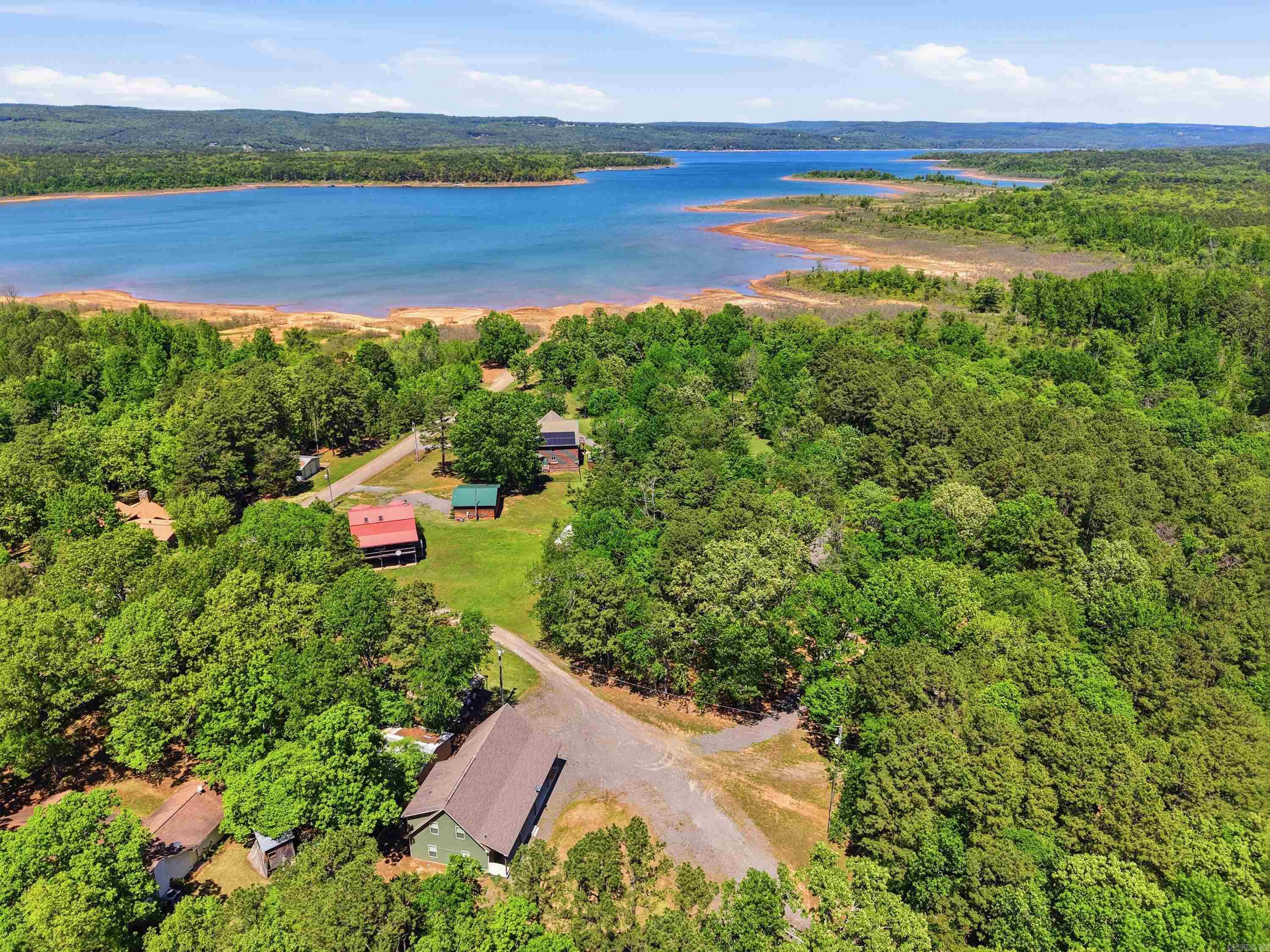 24 Layne's Hideaway Property Photo 8