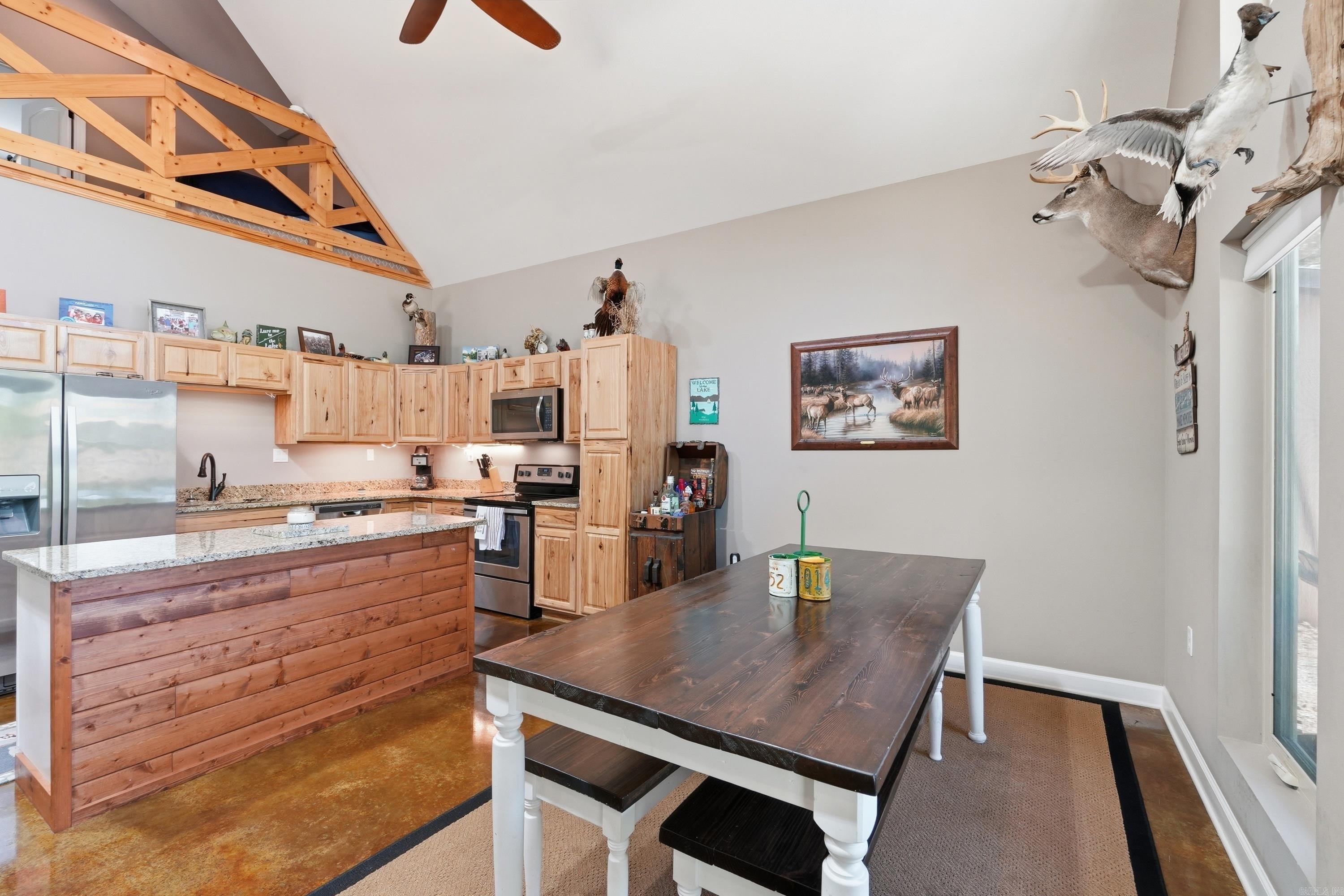 24 Layne's Hideaway Property Photo 23